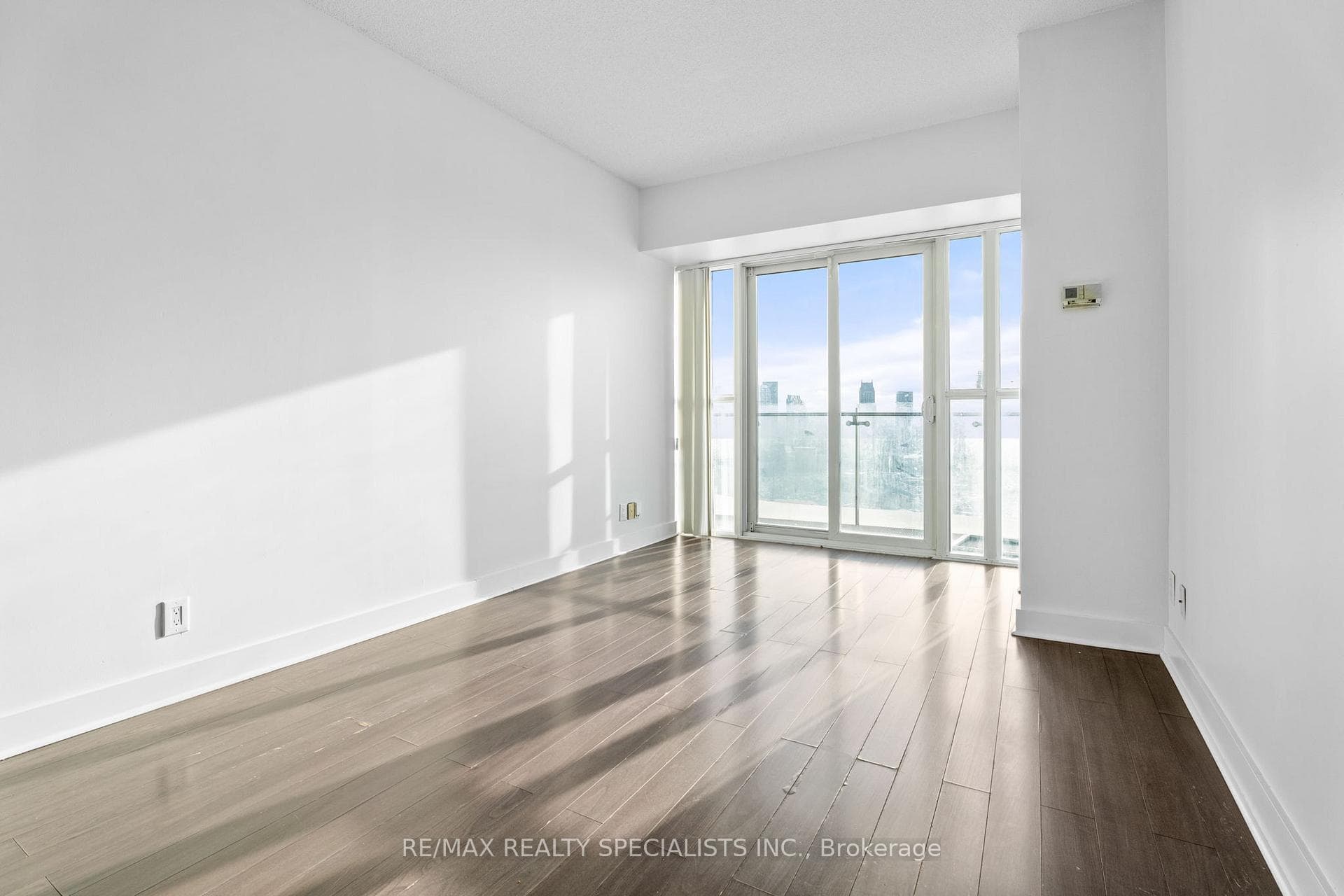 50 Absolute Avenue Unit 3108 photo 12