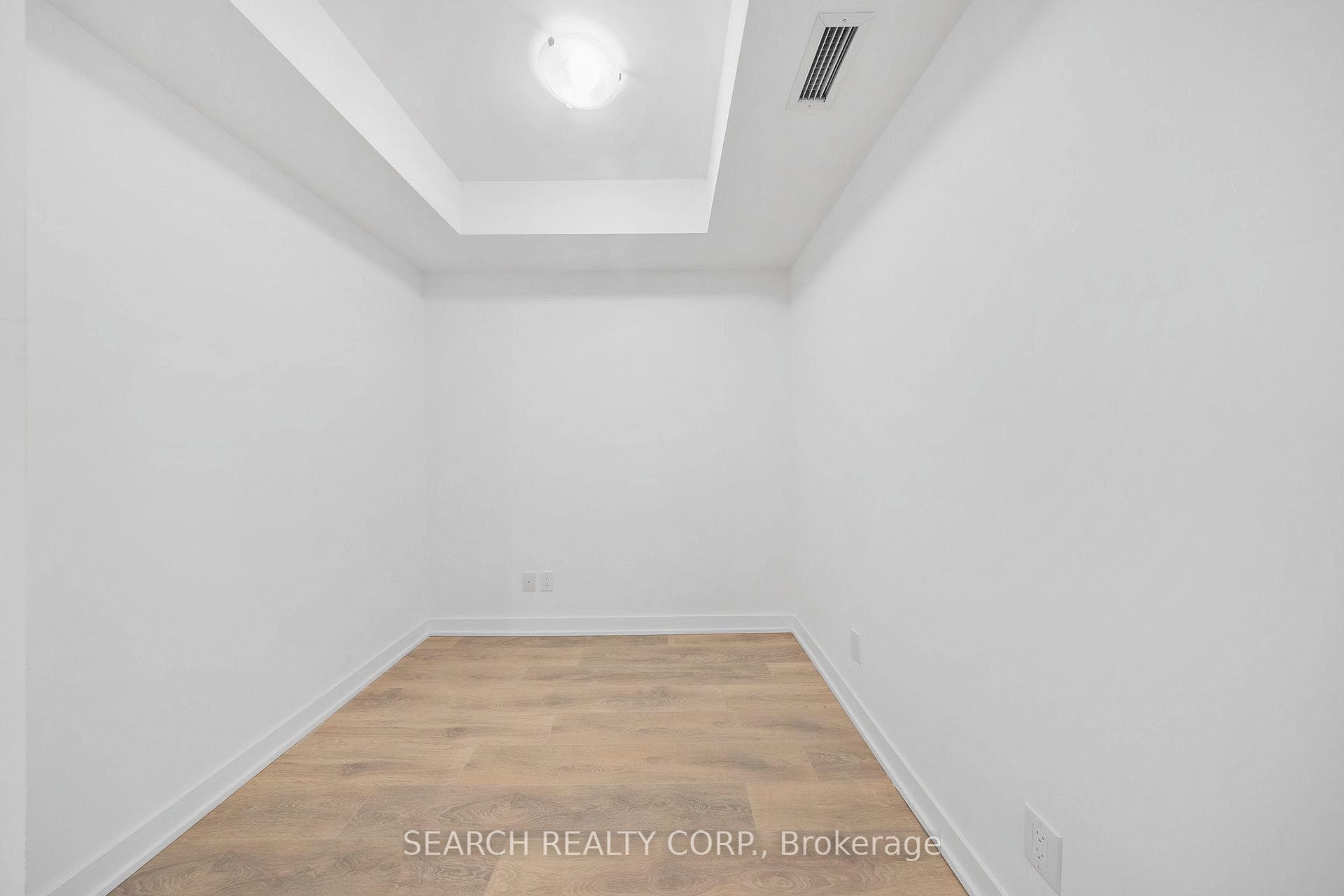 2033 Kennedy Road Unit 620 photo 19