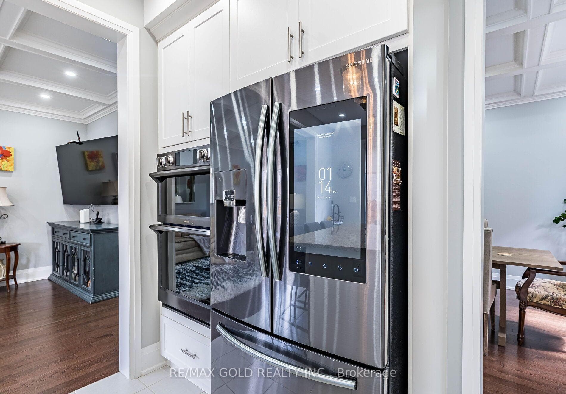 220 Eight Avenue photo 15
