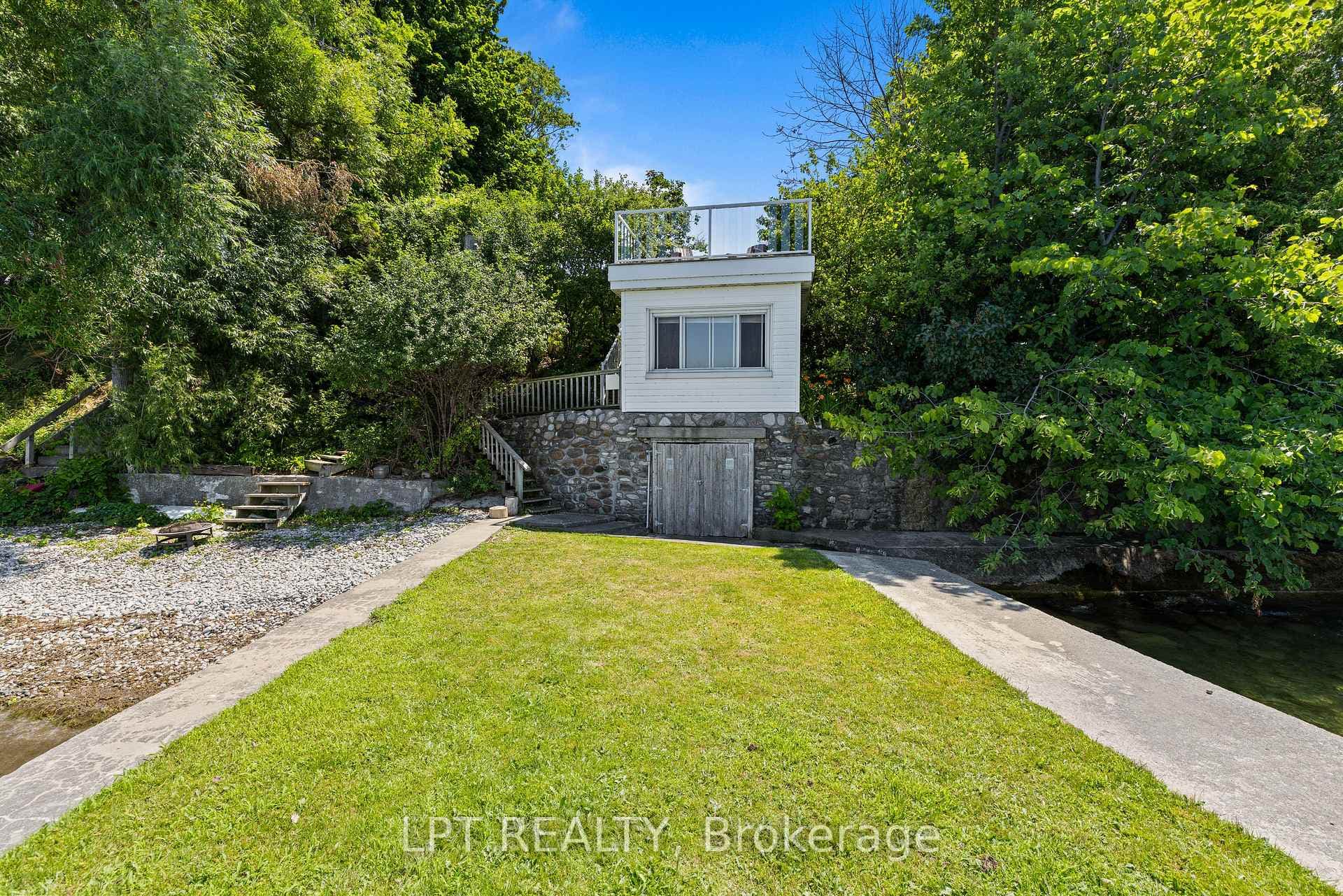 25300 Maple Beach Road photo 45