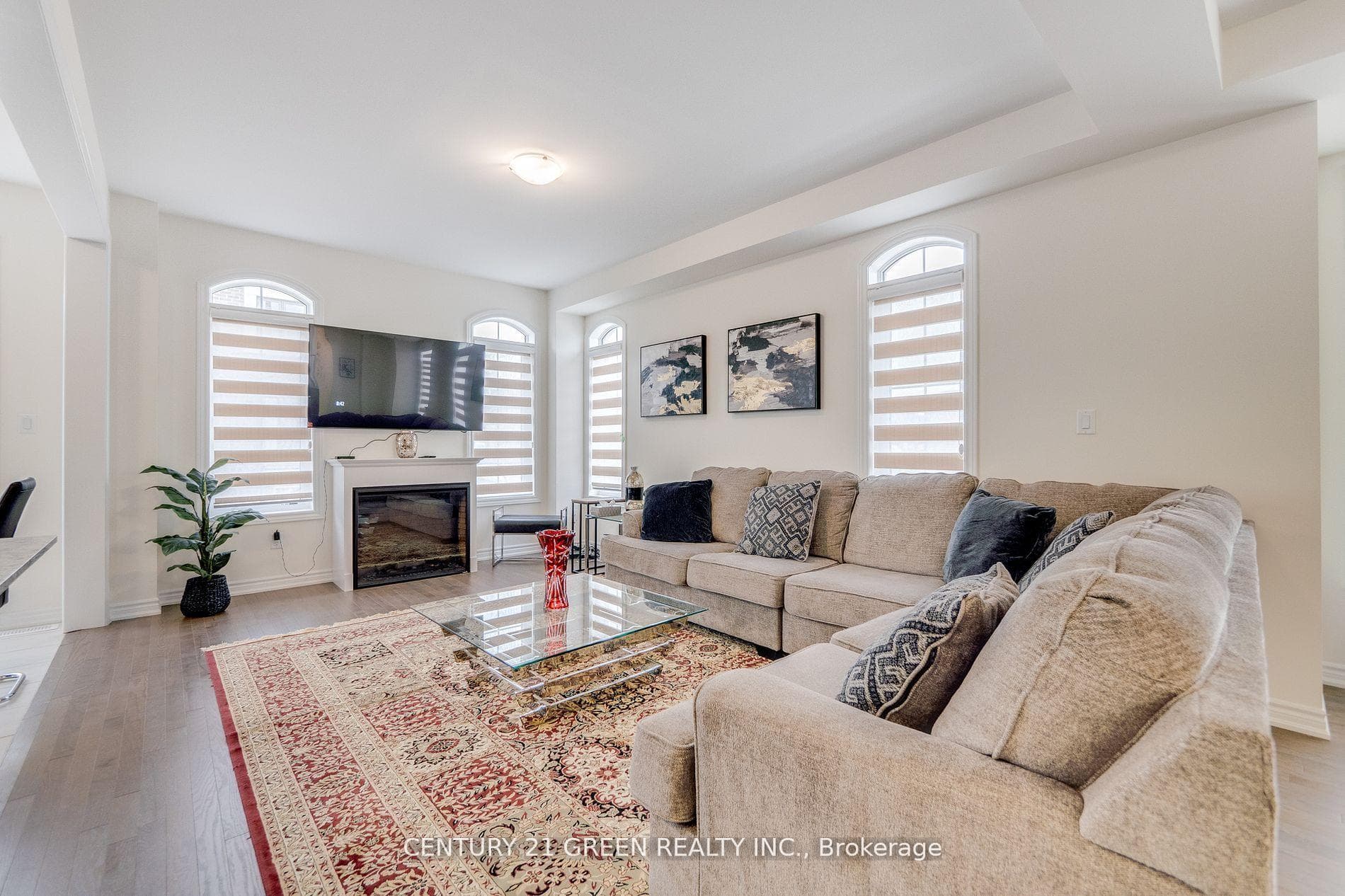 11 Housefinch Avenue photo 10