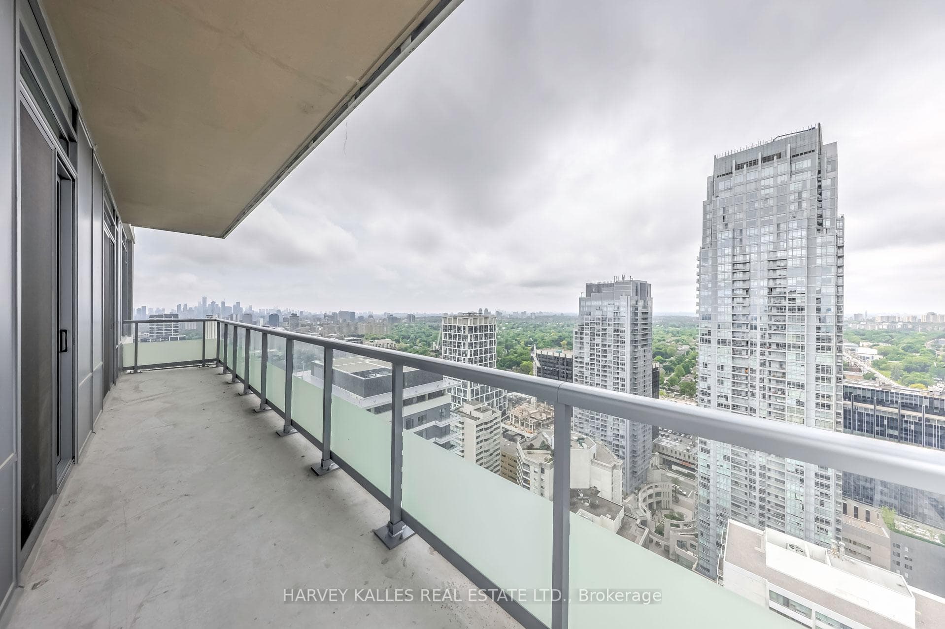 50 Dunfield Street Unit Lph17 photo 19