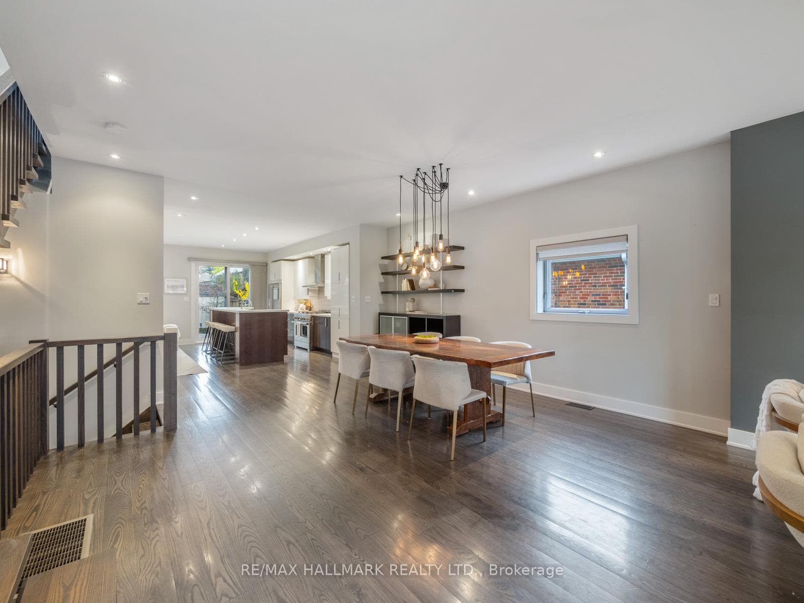 15 Briar Dale Boulevard photo 9