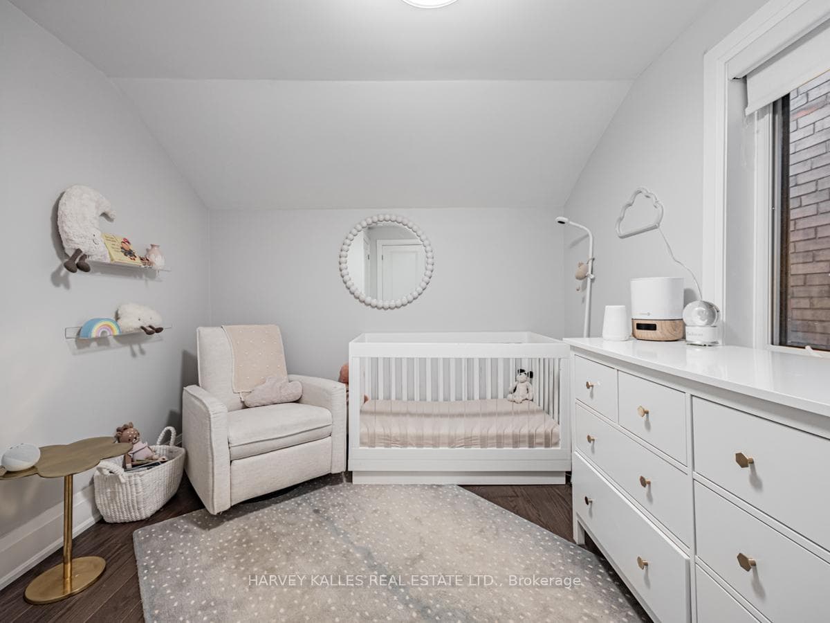 59 Ashburnham Road photo 20