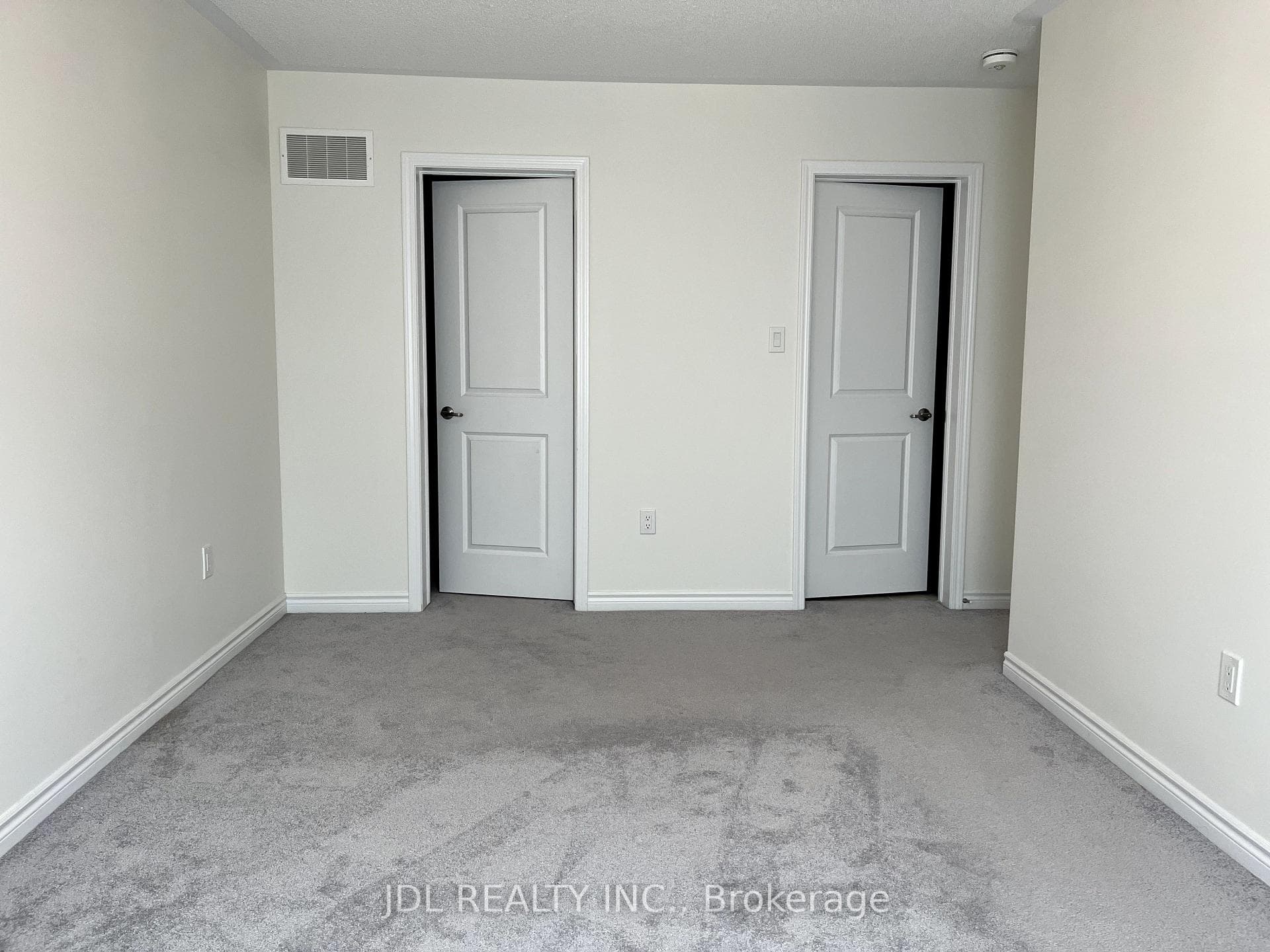118 Christopher Road photo 25