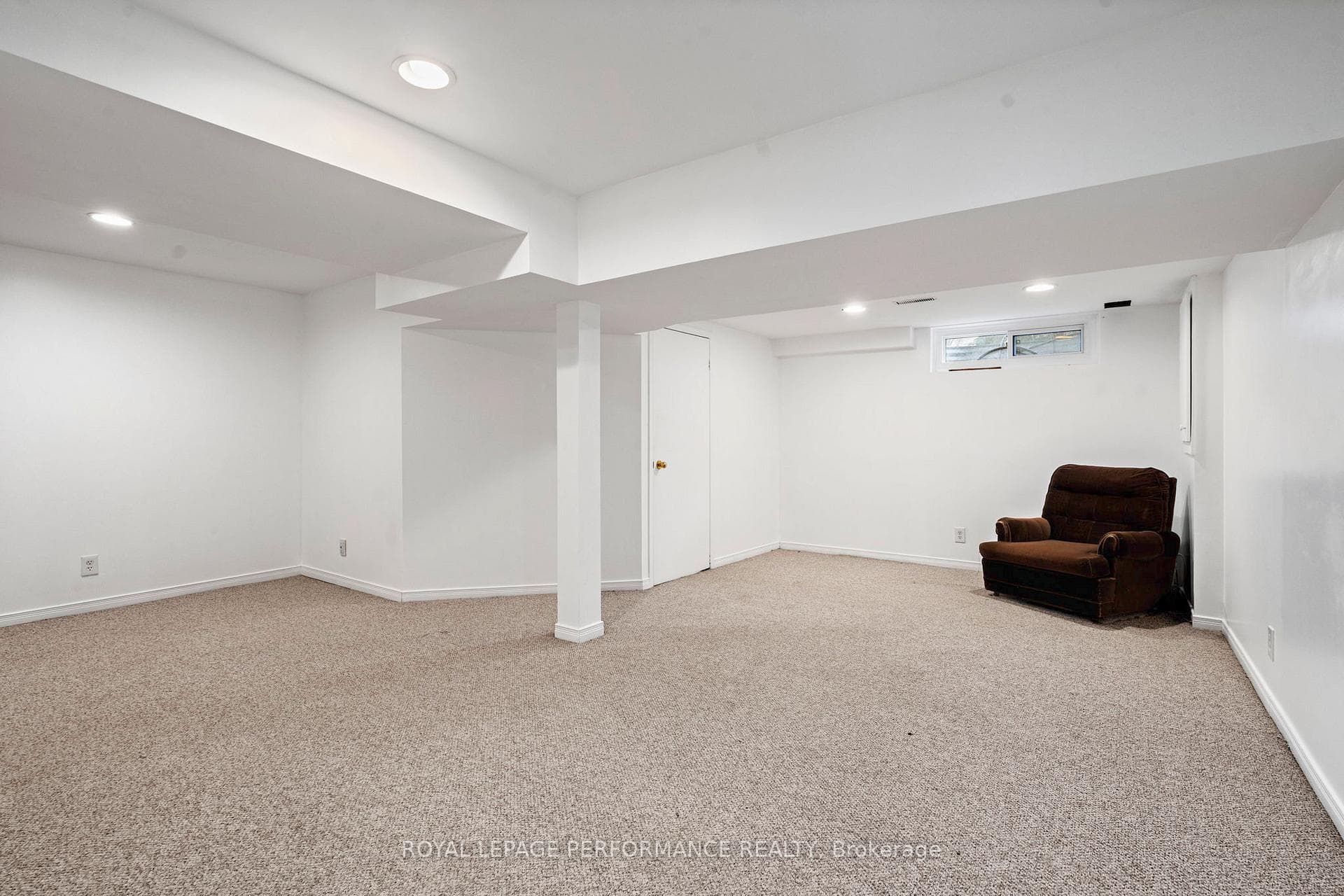 1140 Des Forets Avenue Unit 39 photo 31