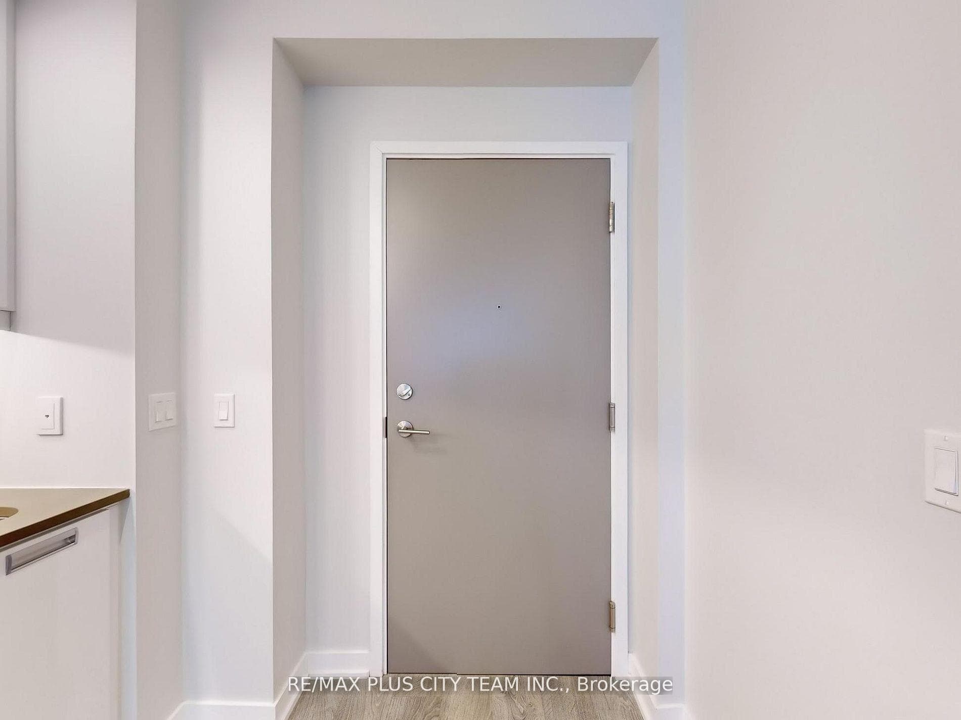 99 John Street Unit 2405 photo 20