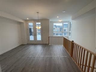 124 Blue Forest Crescent photo 6