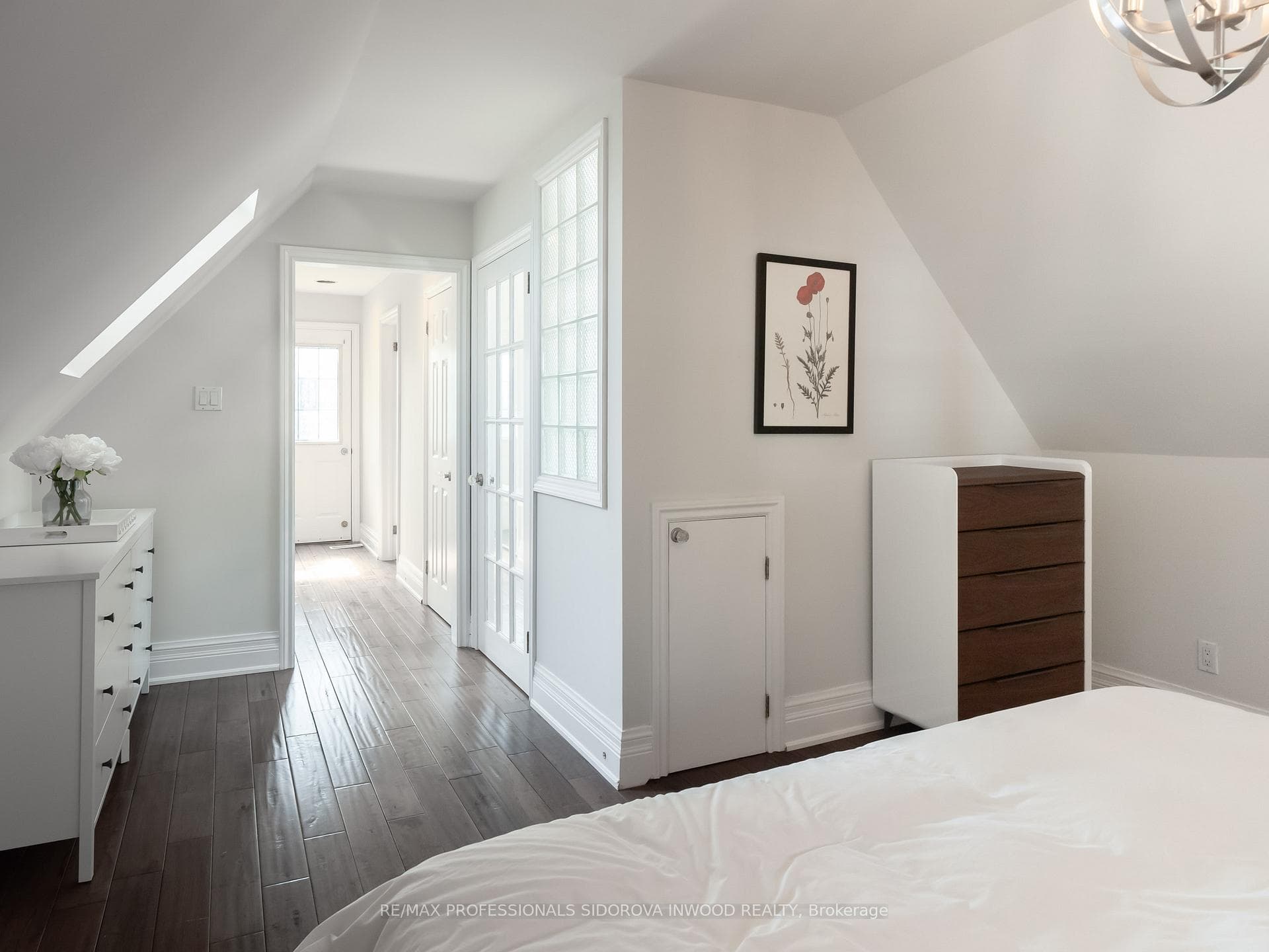 56 Fairview Avenue photo 19