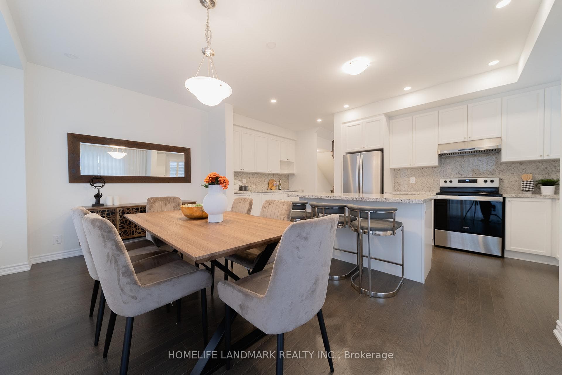 54 Guardhouse Crescent photo 8