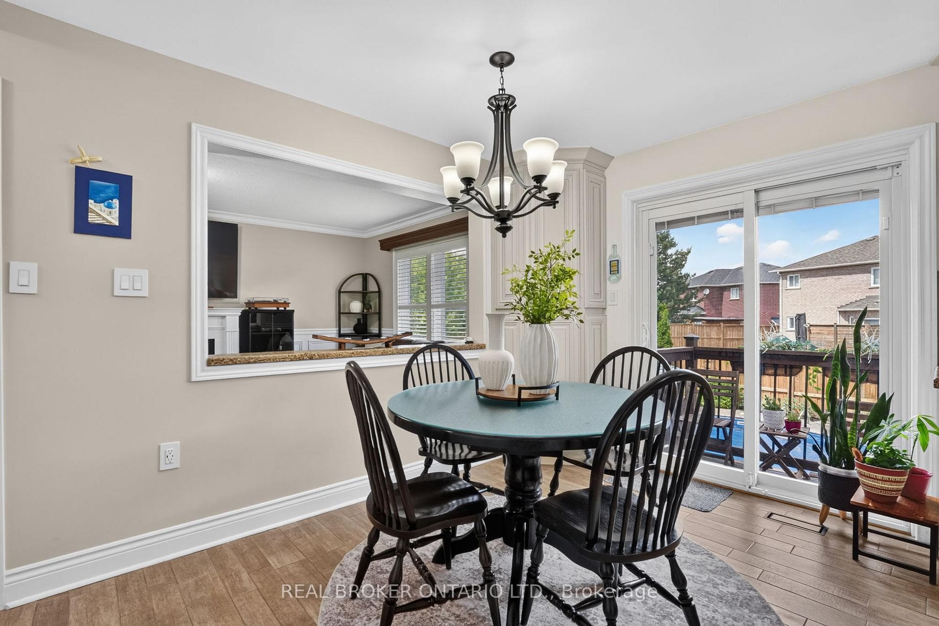 74 Harley Avenue photo 14