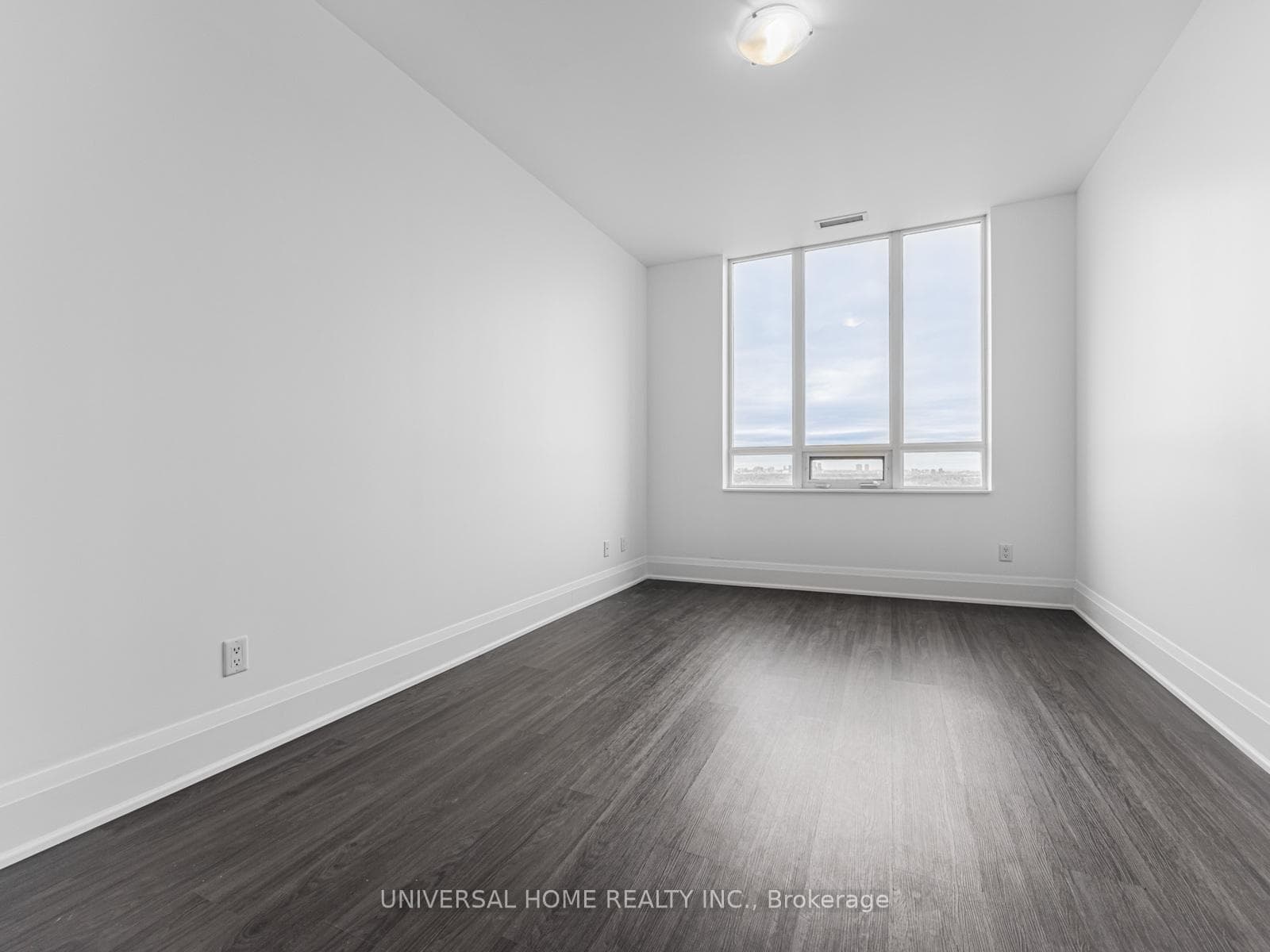 100 Harrison Garden Boulevard Unit 1911 photo 10