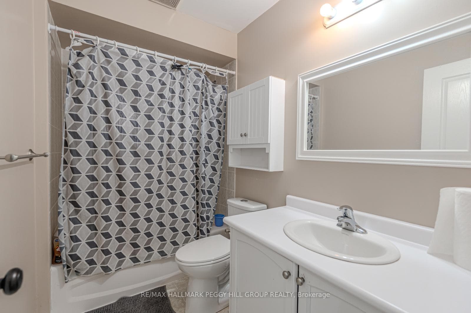 33 Hanmer Street Unit Upper photo 10