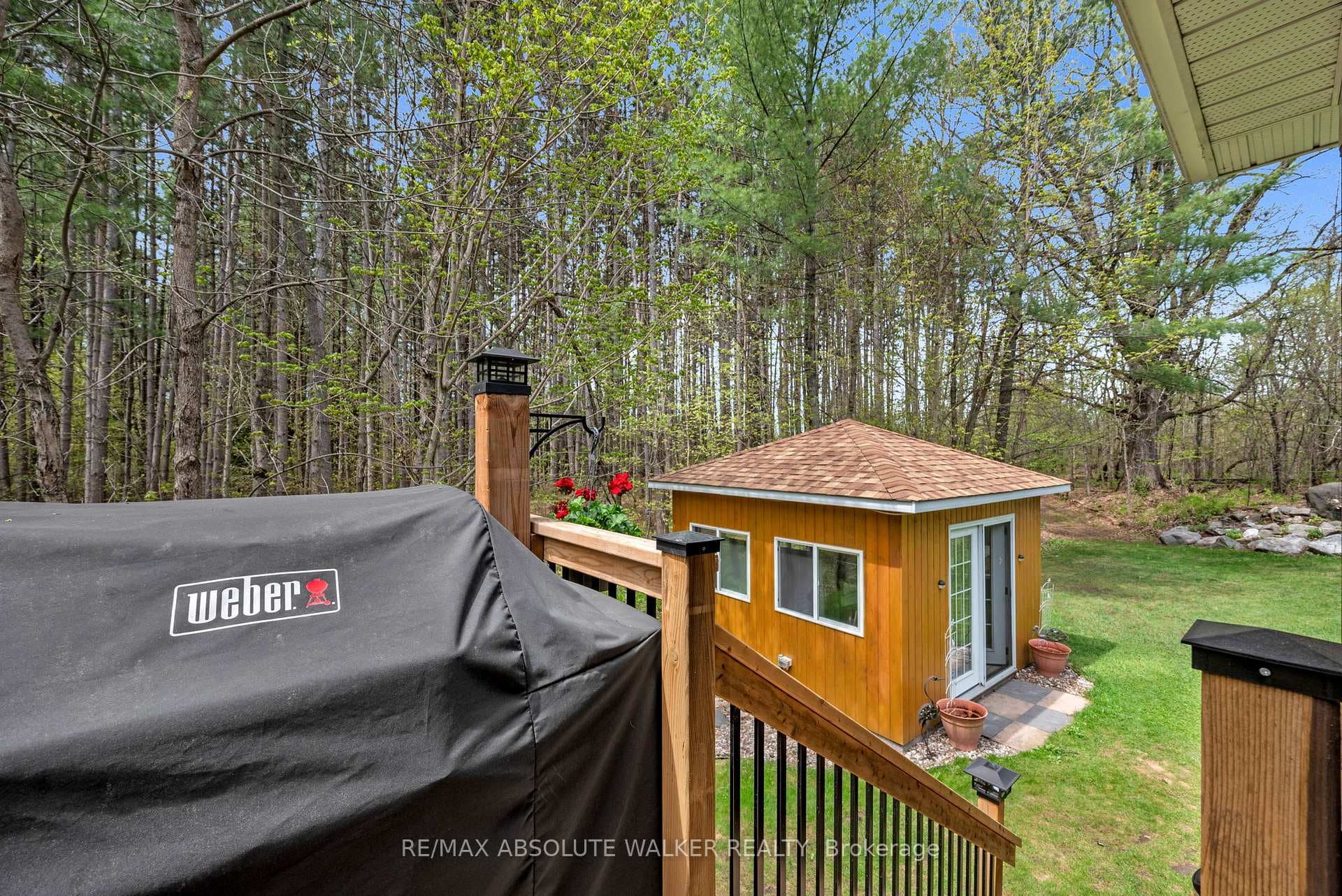114 Hardwood Drive photo 27