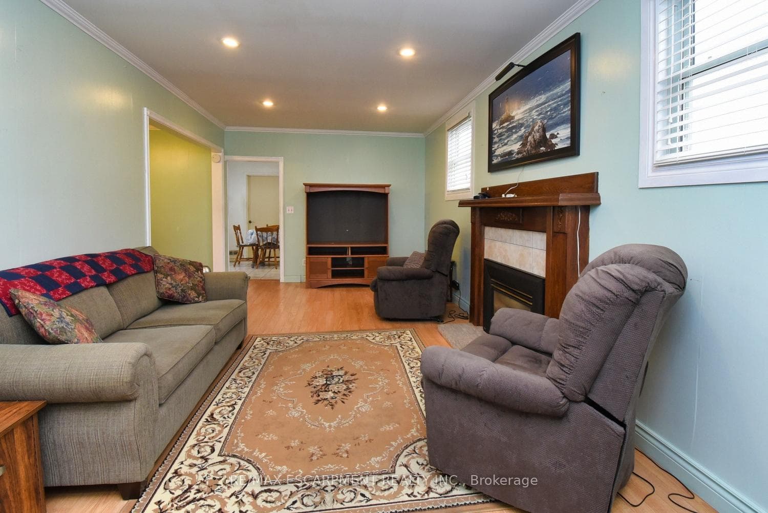 792 Beach Boulevard photo 8