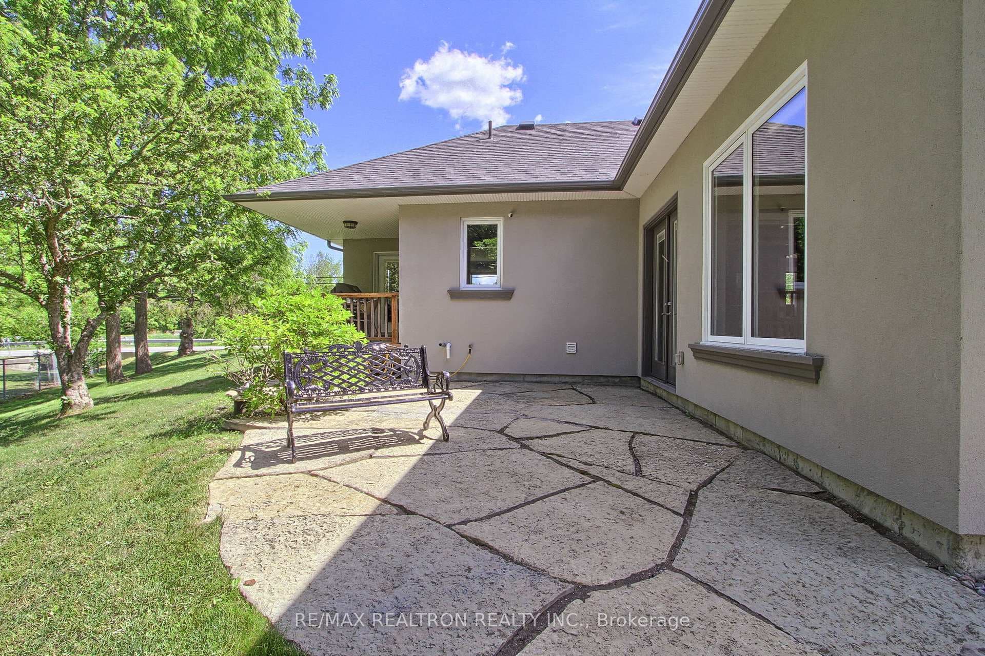 203 Pefferlaw Road photo 29