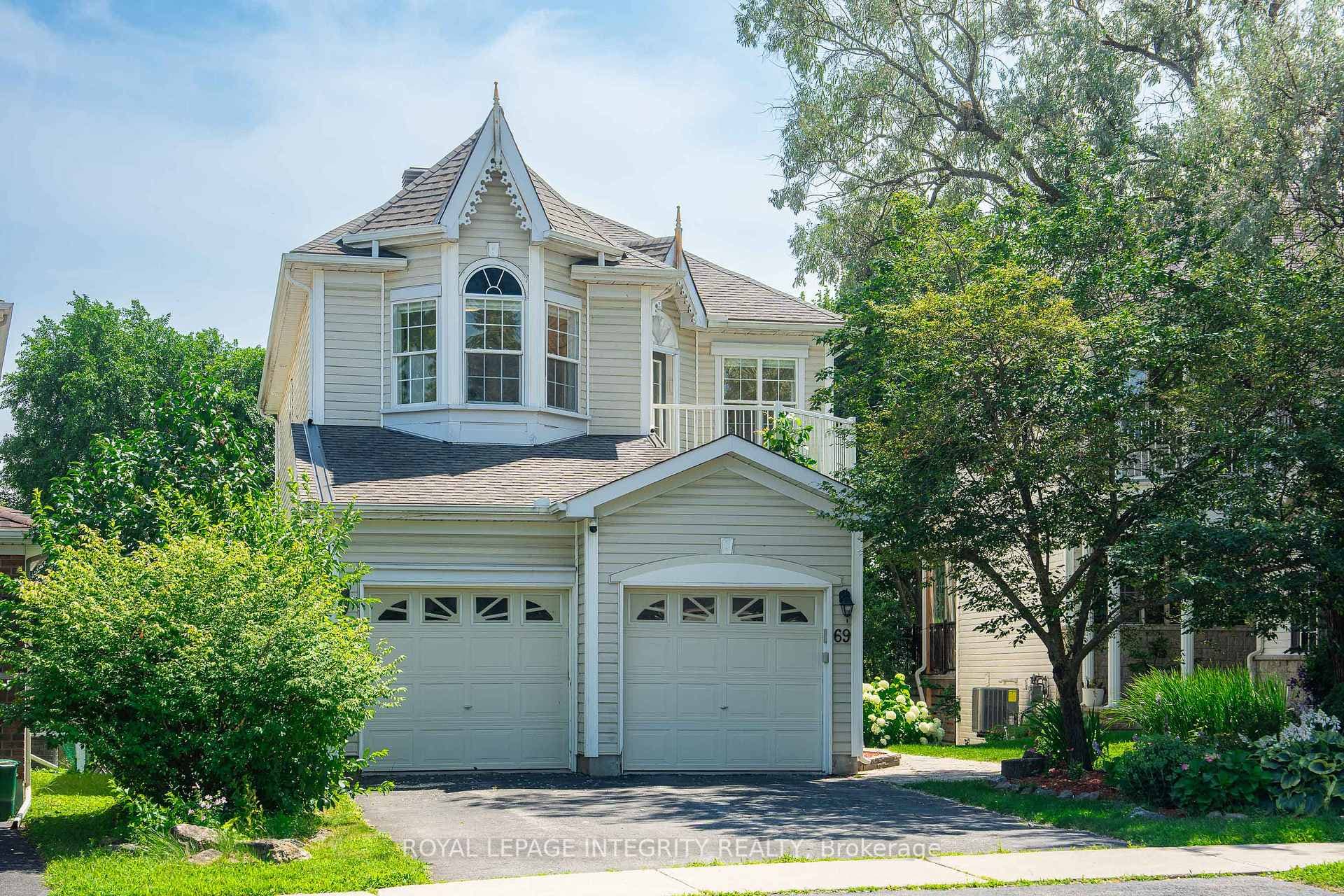 69 Goldridge Drive photo 1