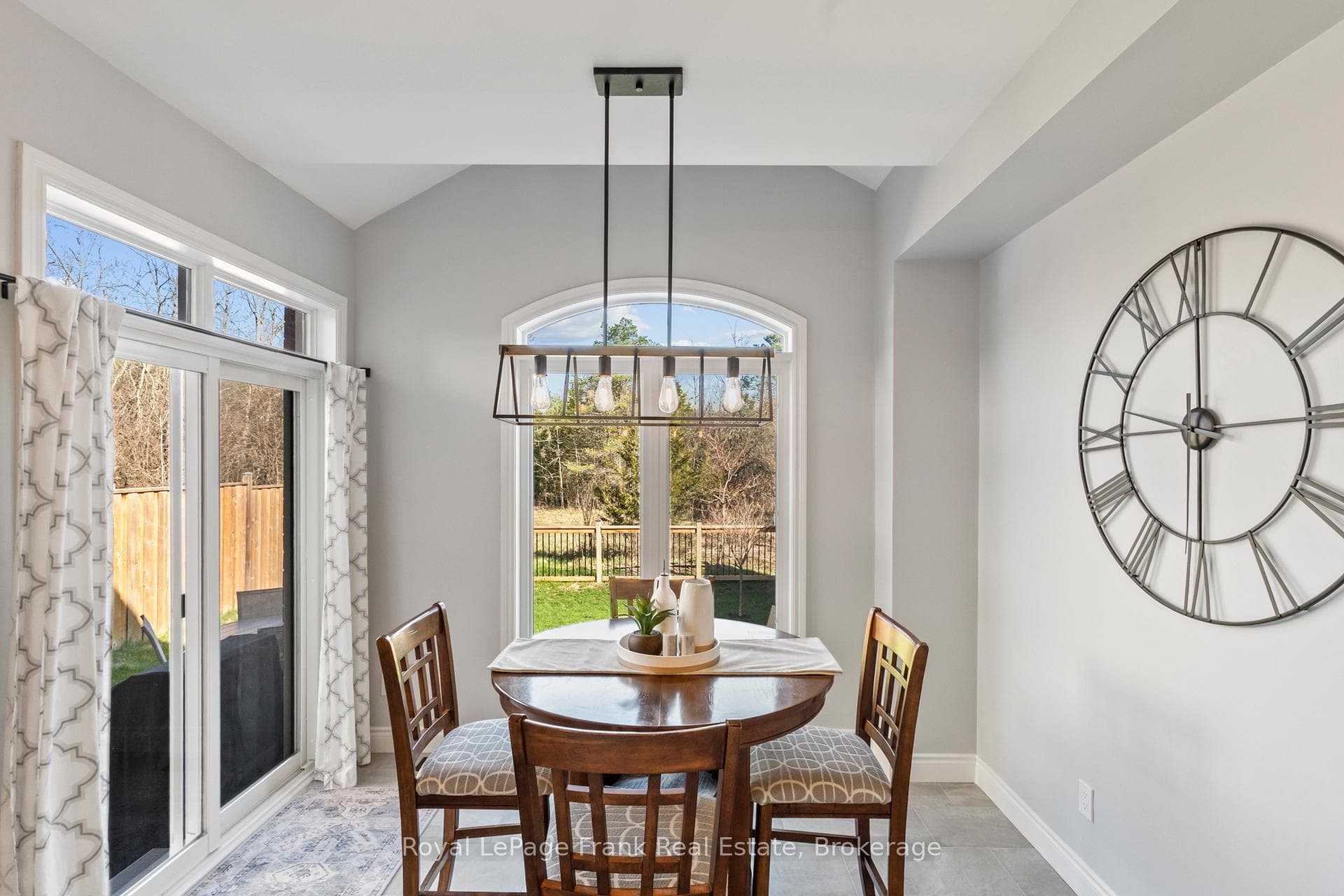 12 Coldbrook Drive photo 9