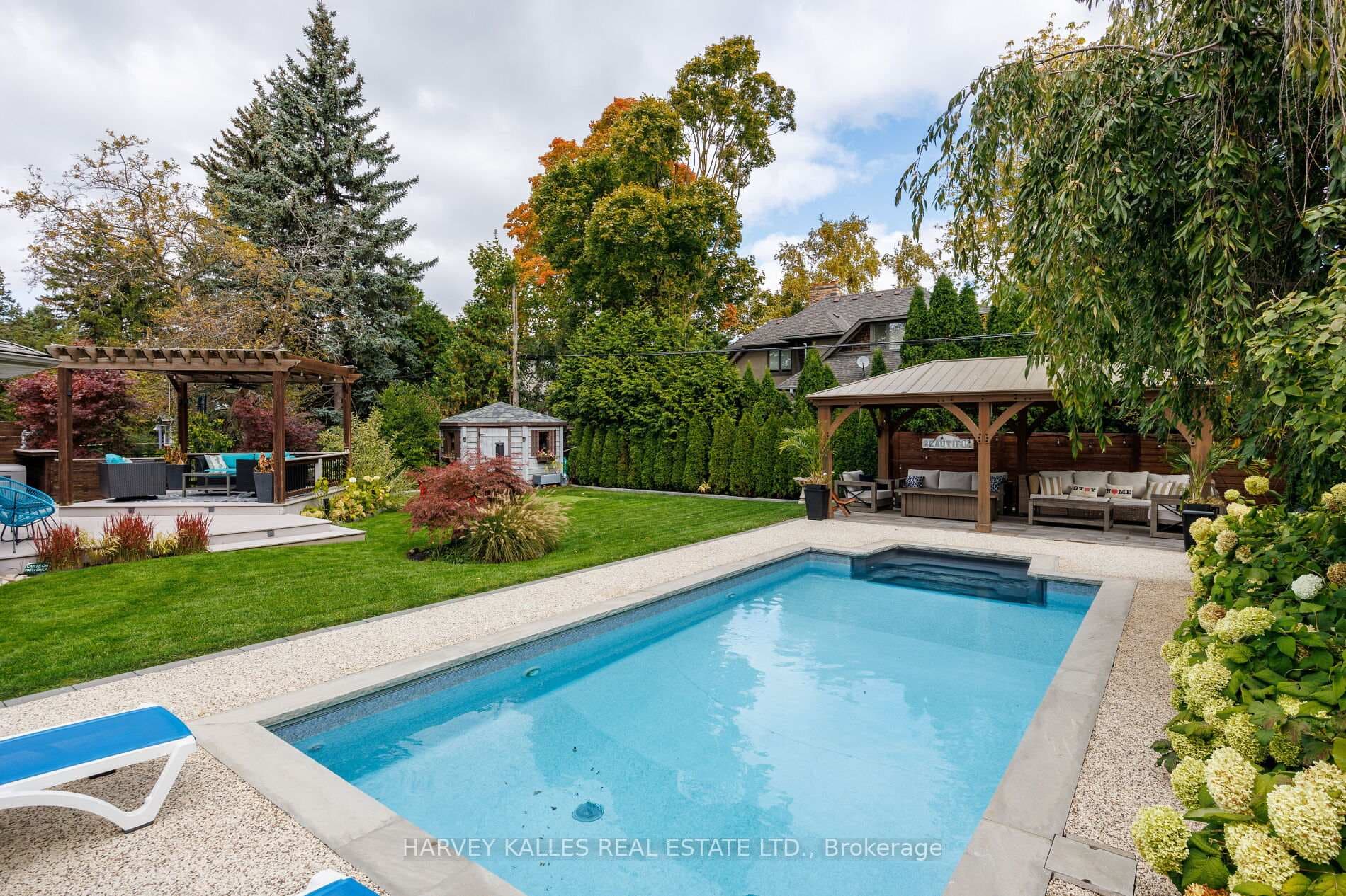 521 The Kingsway N/A photo 2