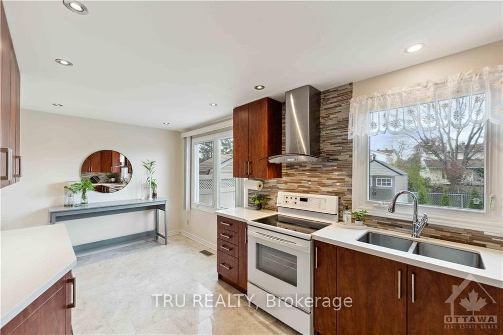 6247 PADDLER Way photo 6