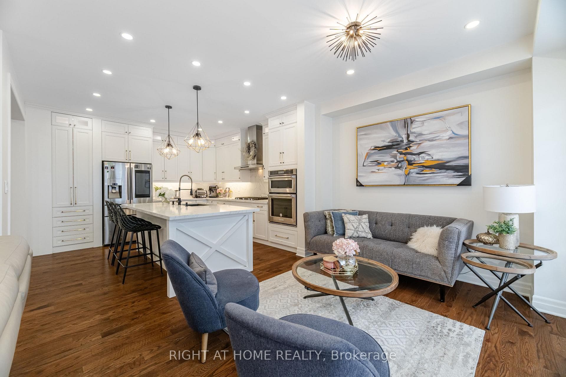 1311 (UPPER) Whitney Terrace photo 18