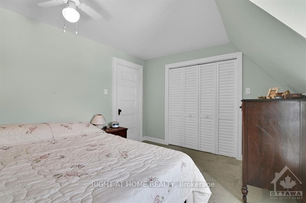 23 CLEGG Street photo 18