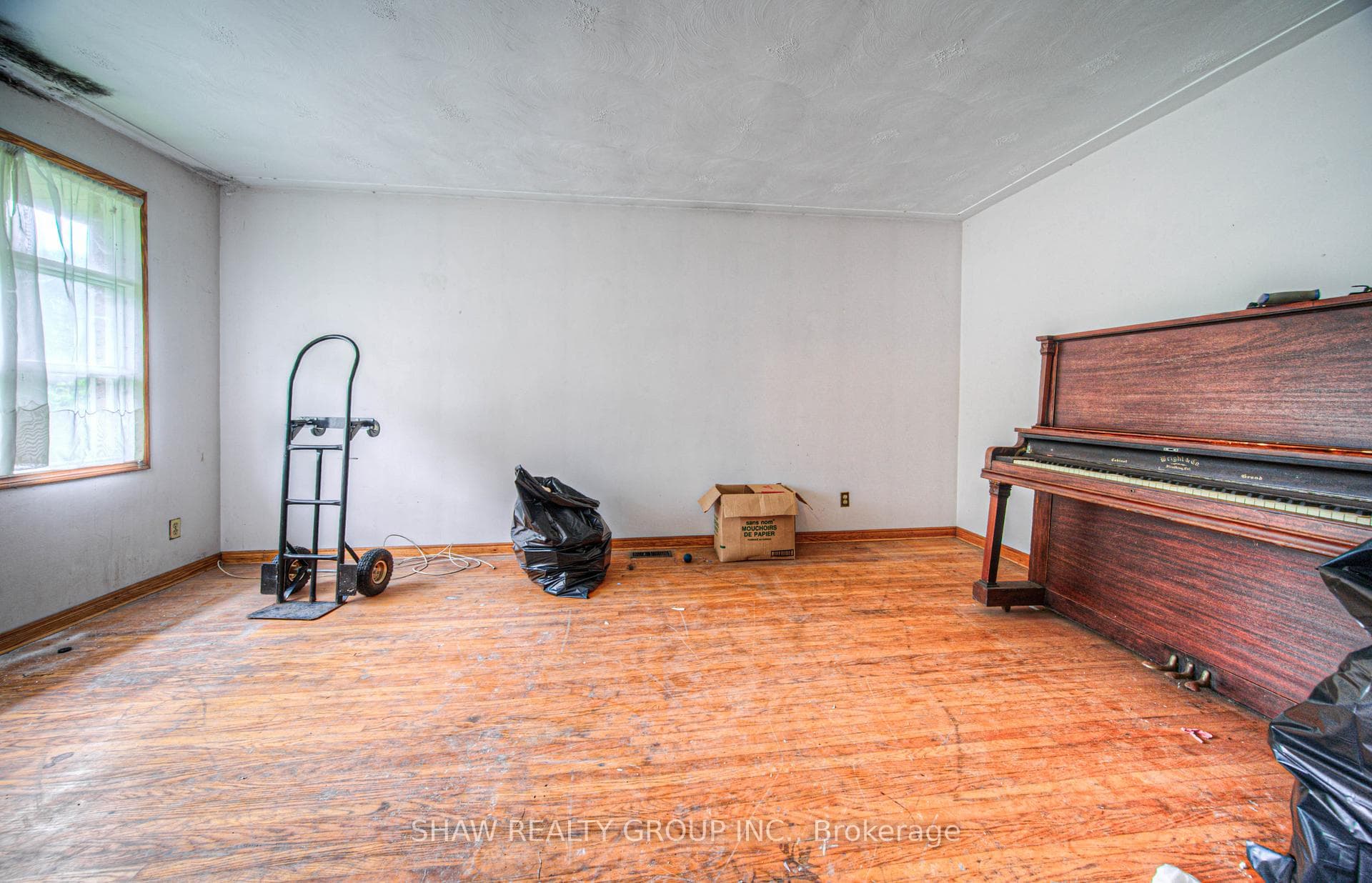 537 Glen Manor Boulevard photo 4