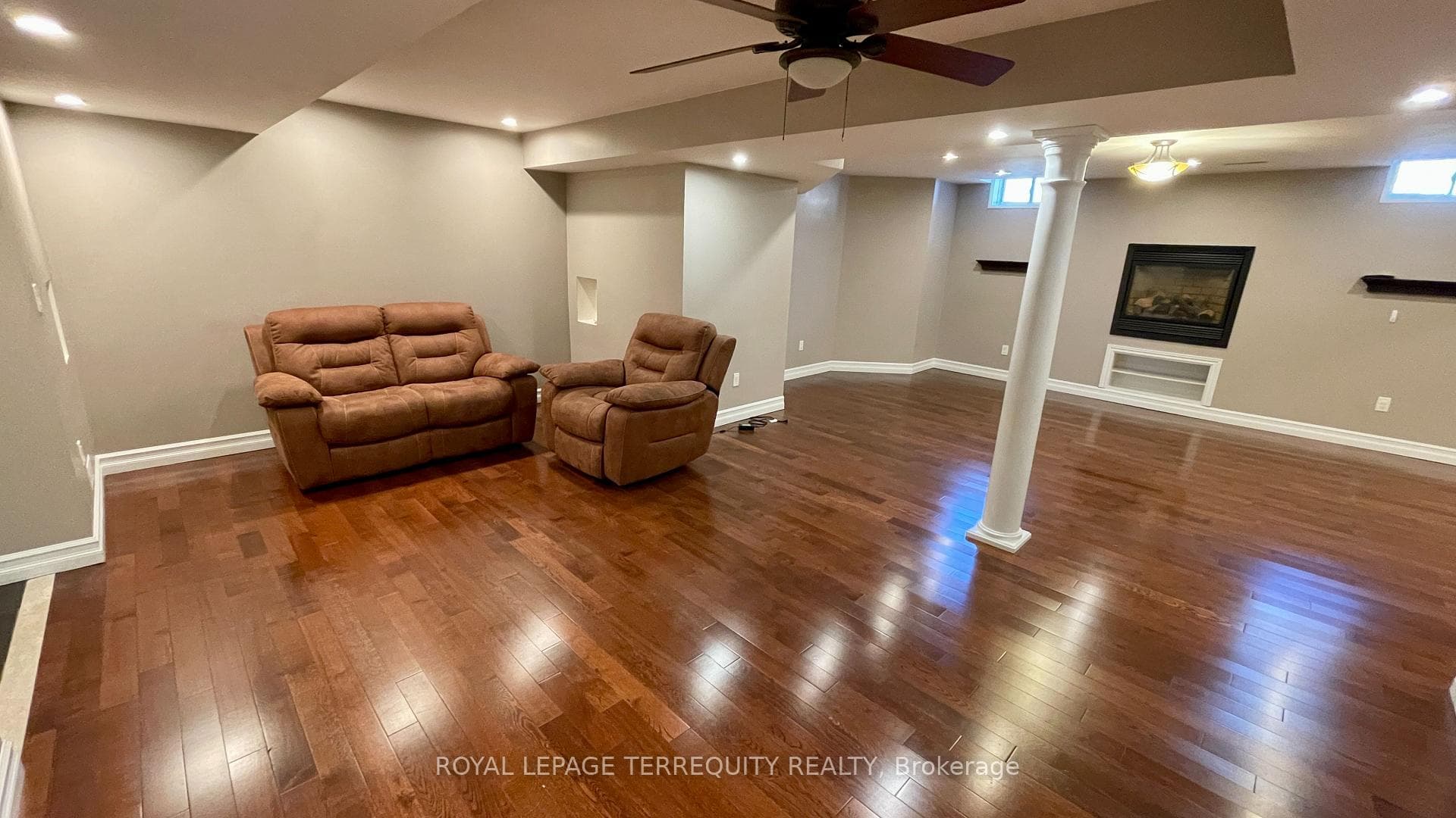 2114 Helmsley Avenue photo 39