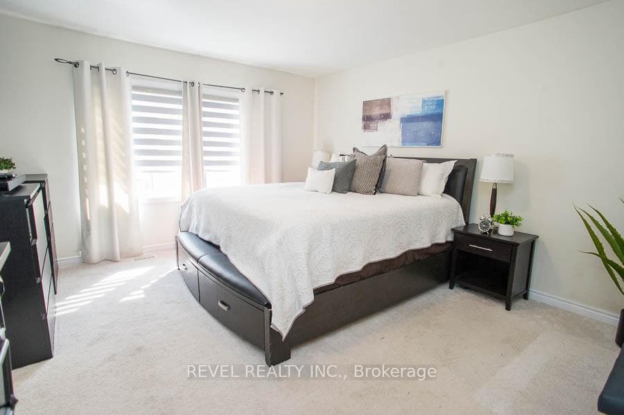 19 Gunn Avenue photo 15
