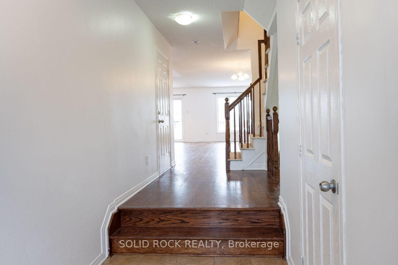 314 Amici Terrace photo 3