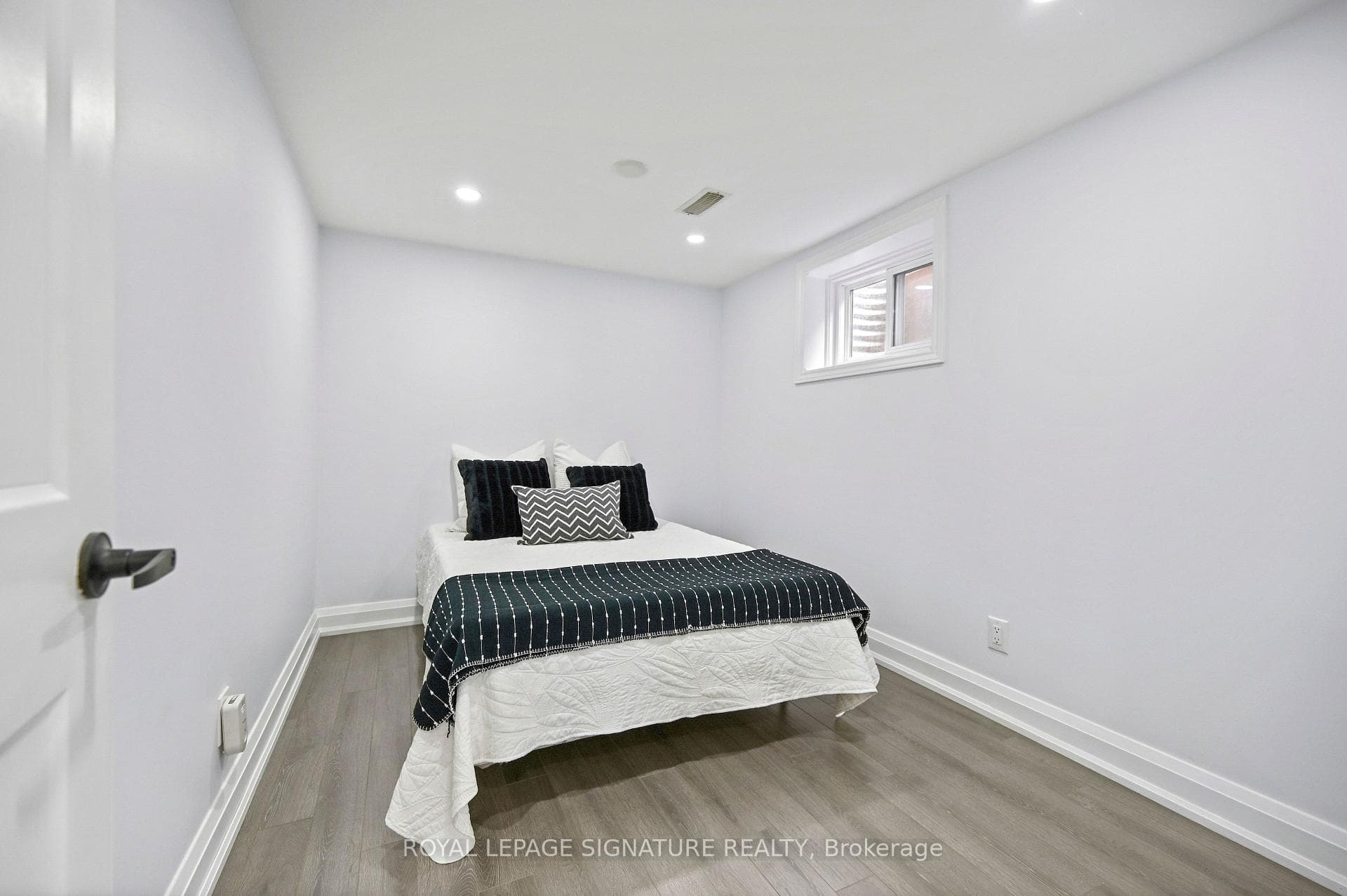 23 Abell Drive photo 35