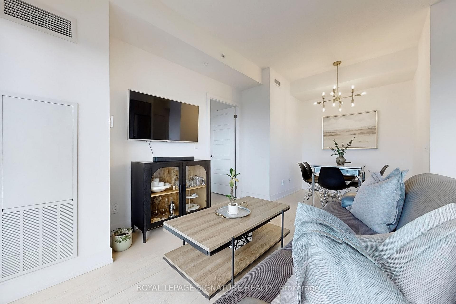 7 Kenaston Gardens Unit 1007 photo 5