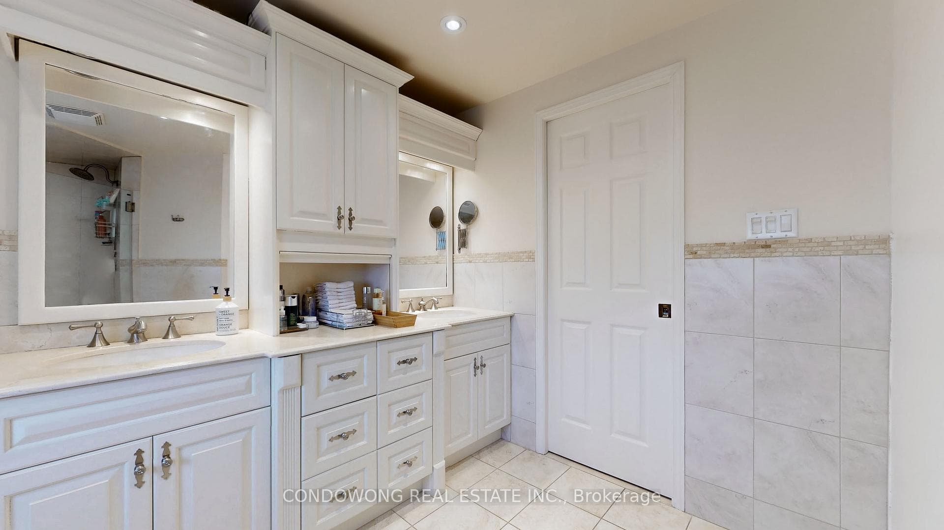 97 Longwater Chase photo 12