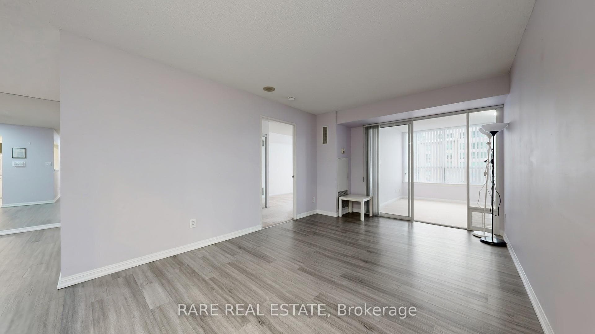 88 Corporate Drive Unit 1803 photo 3
