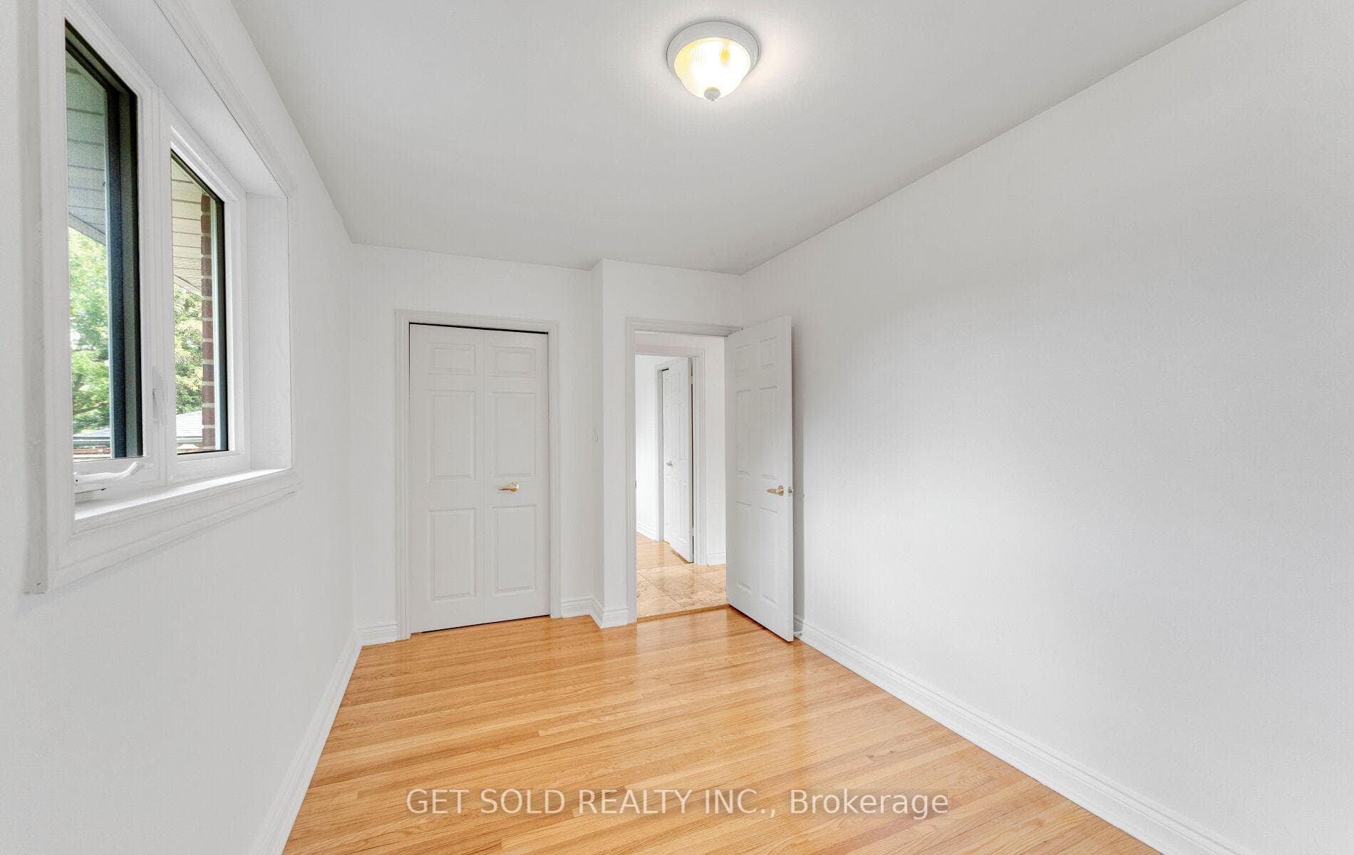 90 Celestine Drive photo 27