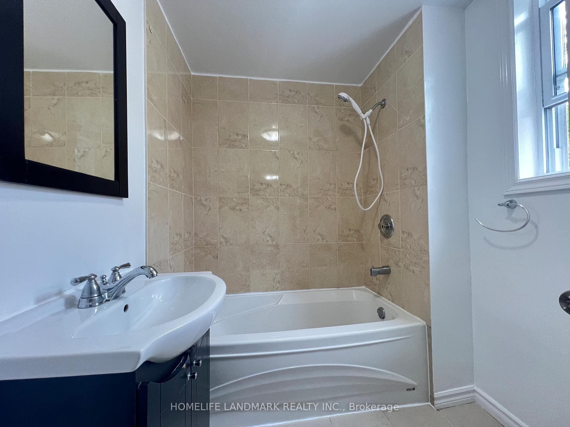 534 Saint Clarens Avenue photo 17