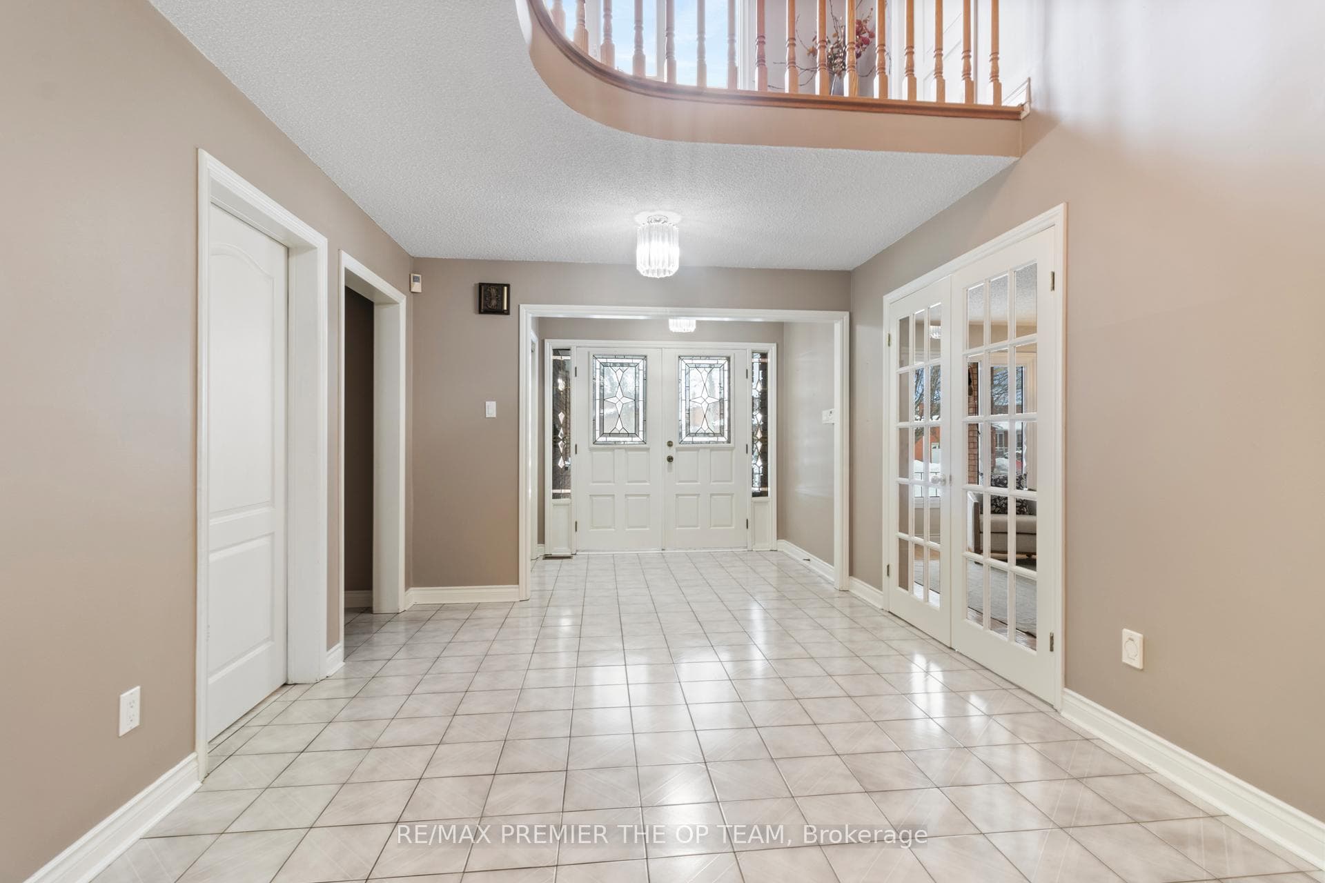 531 Forest Drive photo 3