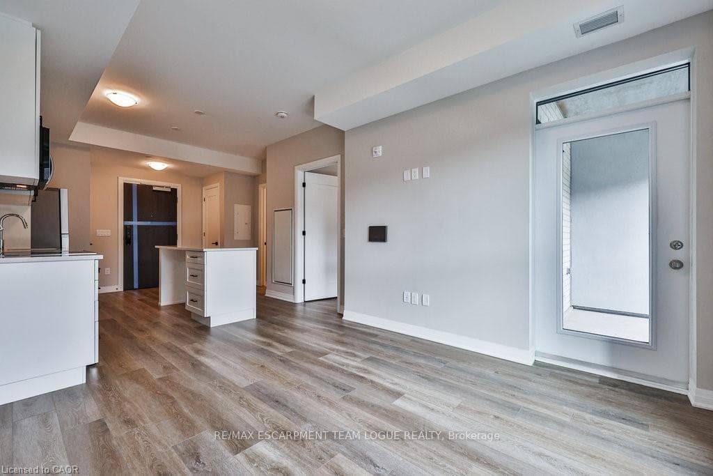 480 Gordon Krantz Avenue Unit 201 photo 24