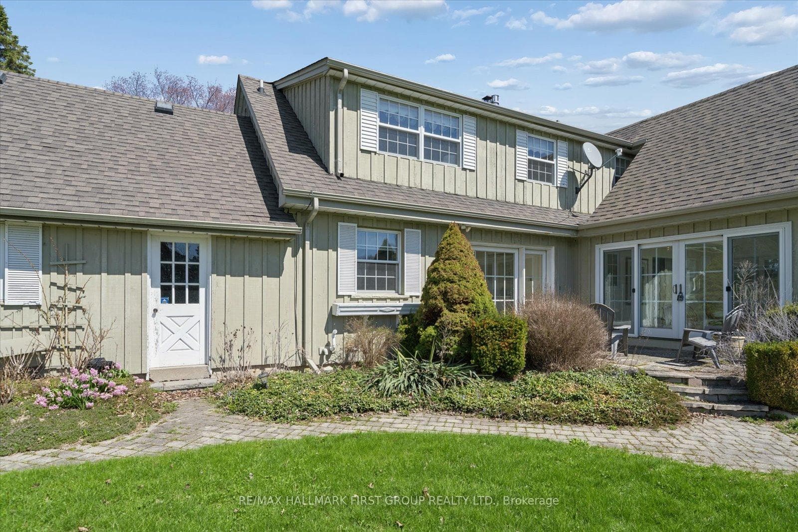 525 Myrtle Road photo 41