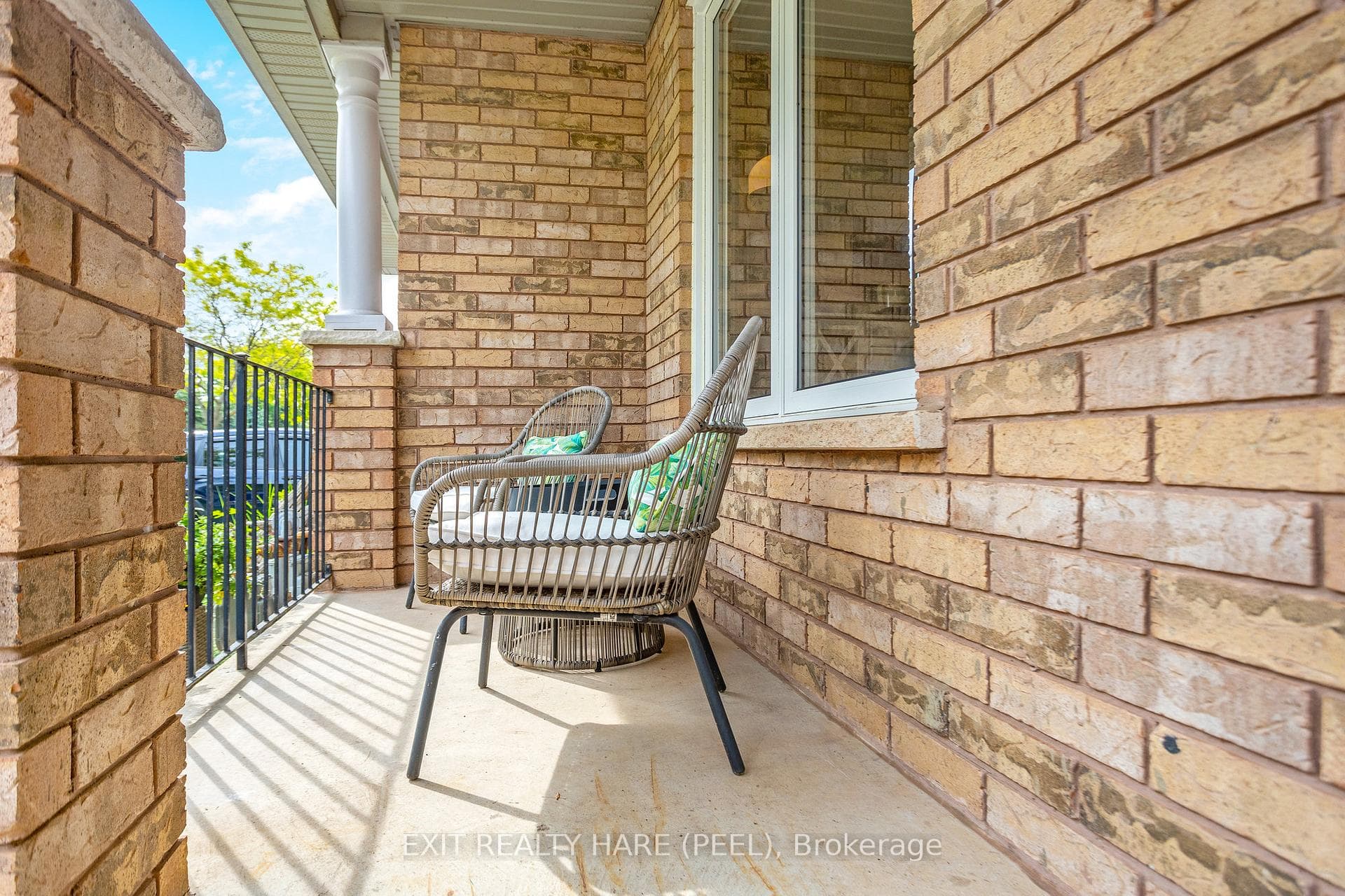 504 Thelma Street photo 5