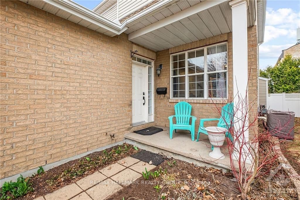 1671 VARENNES Boulevard photo 2