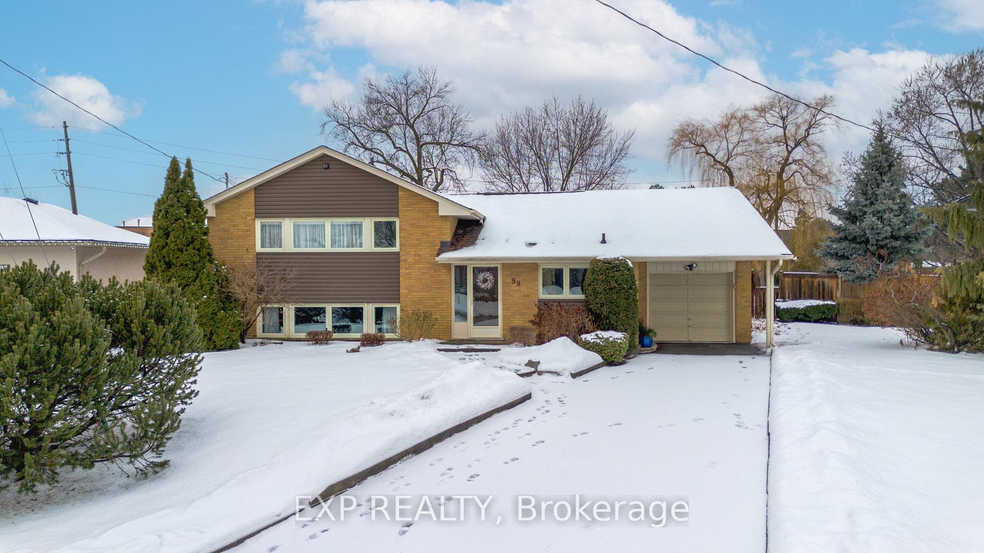 99 Swanhurst Boulevard photo 2