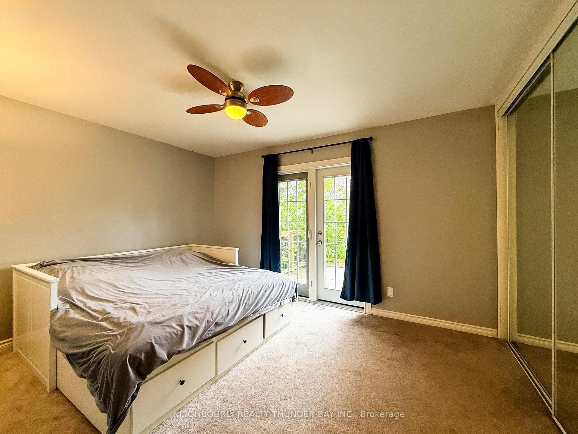 148 Newberry Crescent photo 13