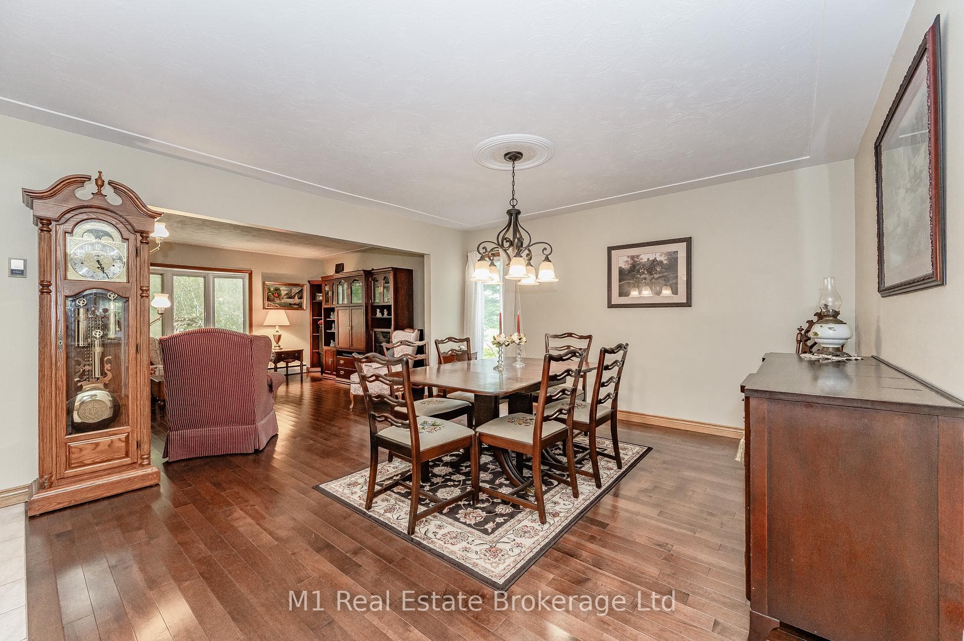 6946 FIFE Road photo 17