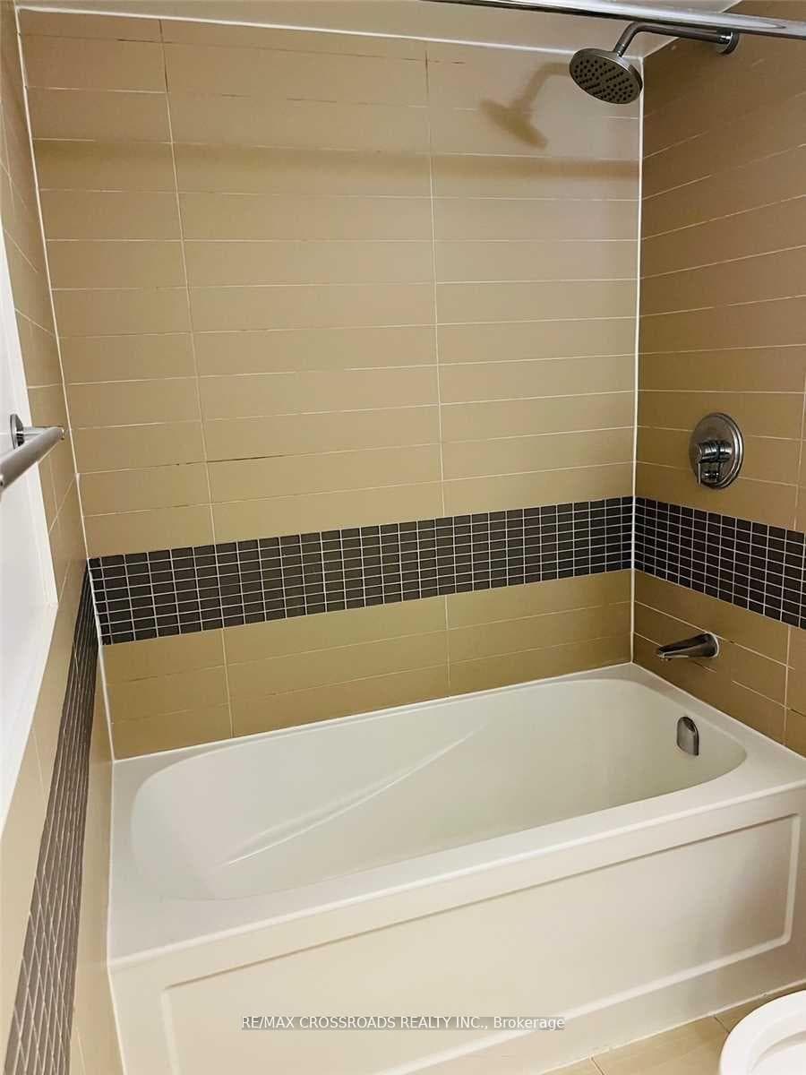 295 Adelaide Street Unit 207 photo 10