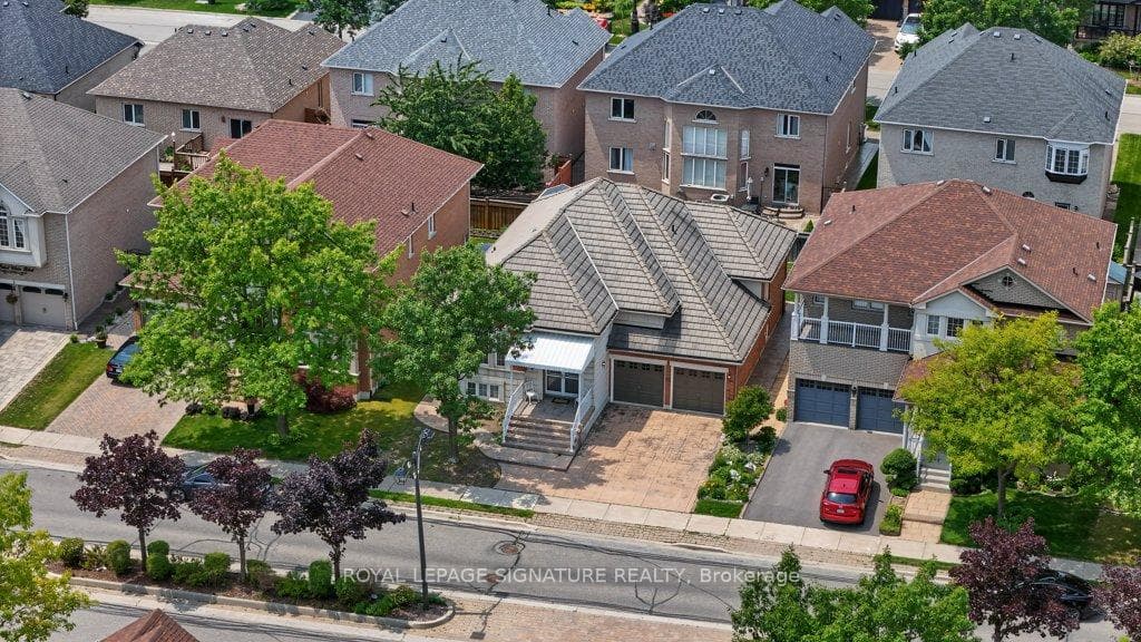 Aerial View of 26 Saint Clare Boulevard