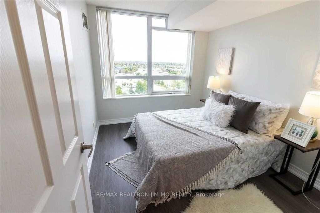 33 Cox Boulevard Unit 1221 photo 10