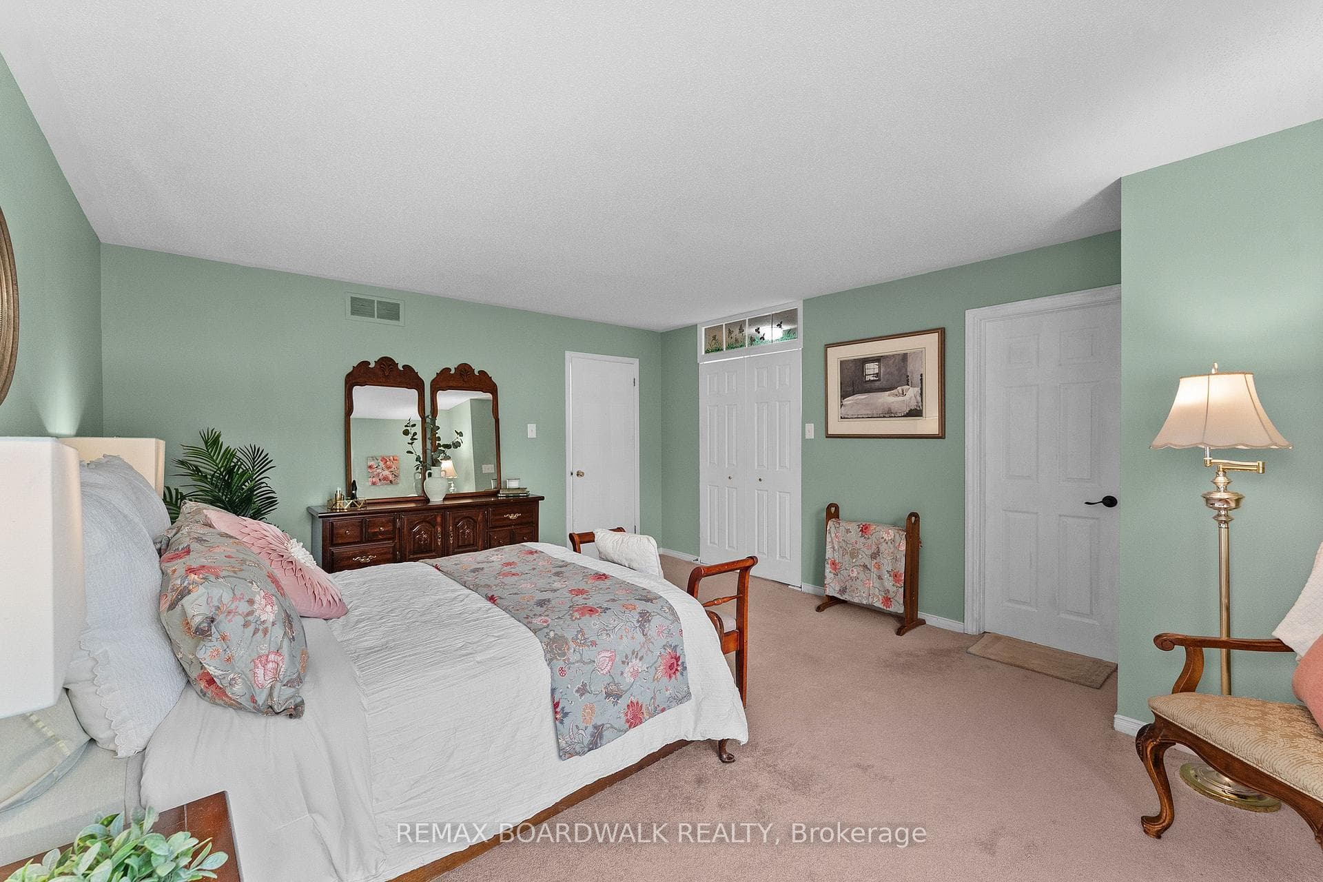 Viewing towards door to ensuite & walk-in closet