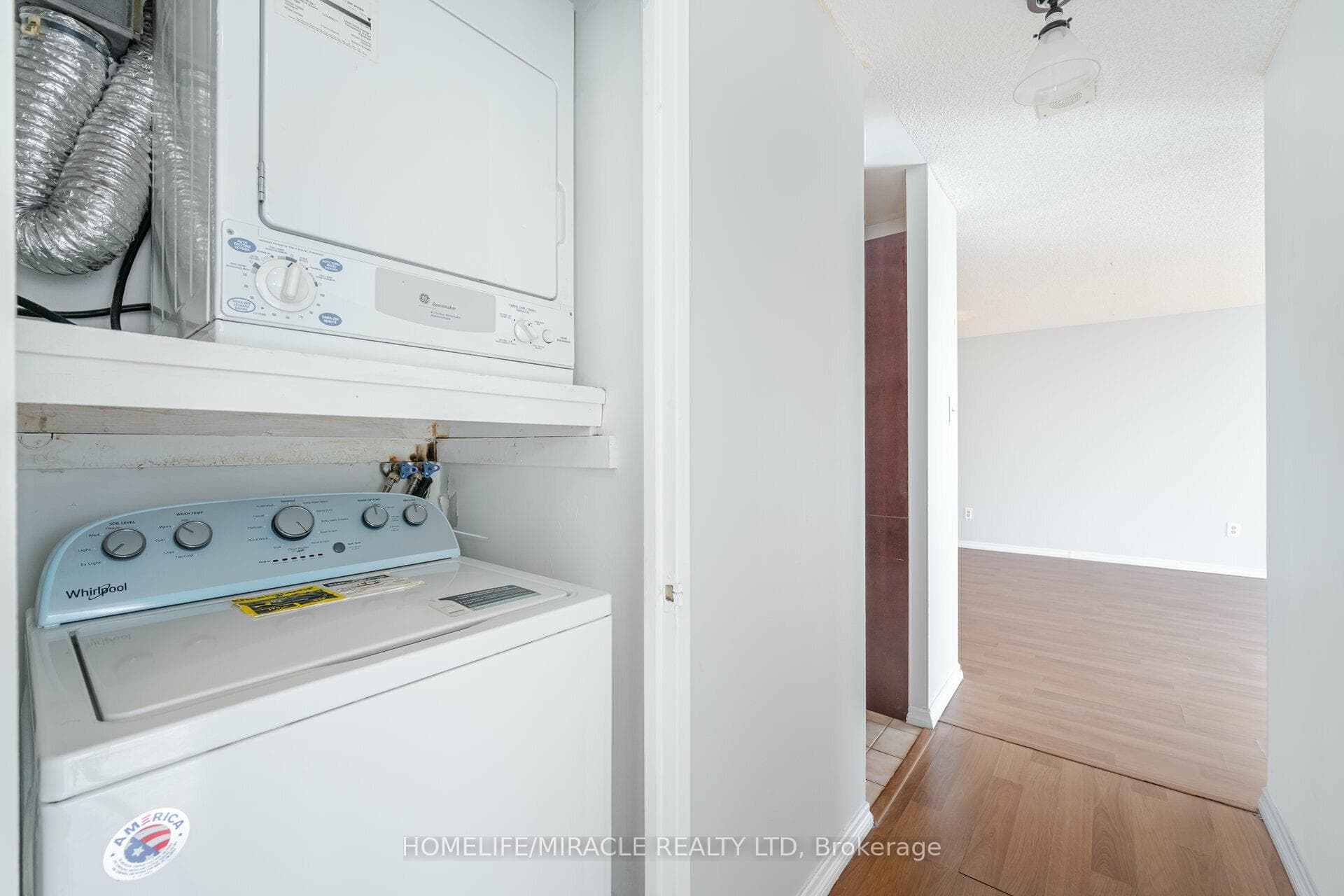 4185 Shipp Drive Unit 1919 photo 24