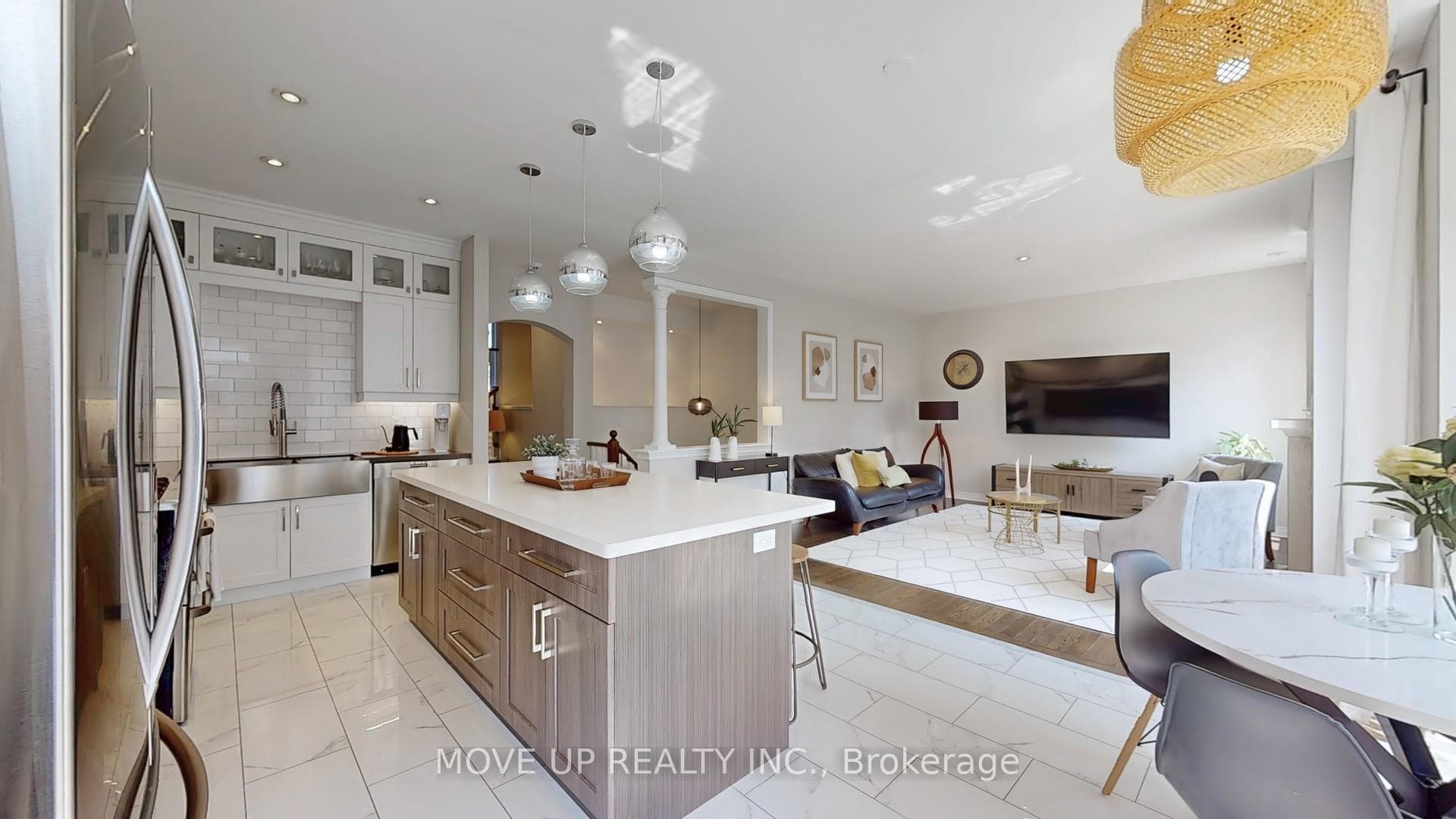 30 Hoppington Avenue photo 5